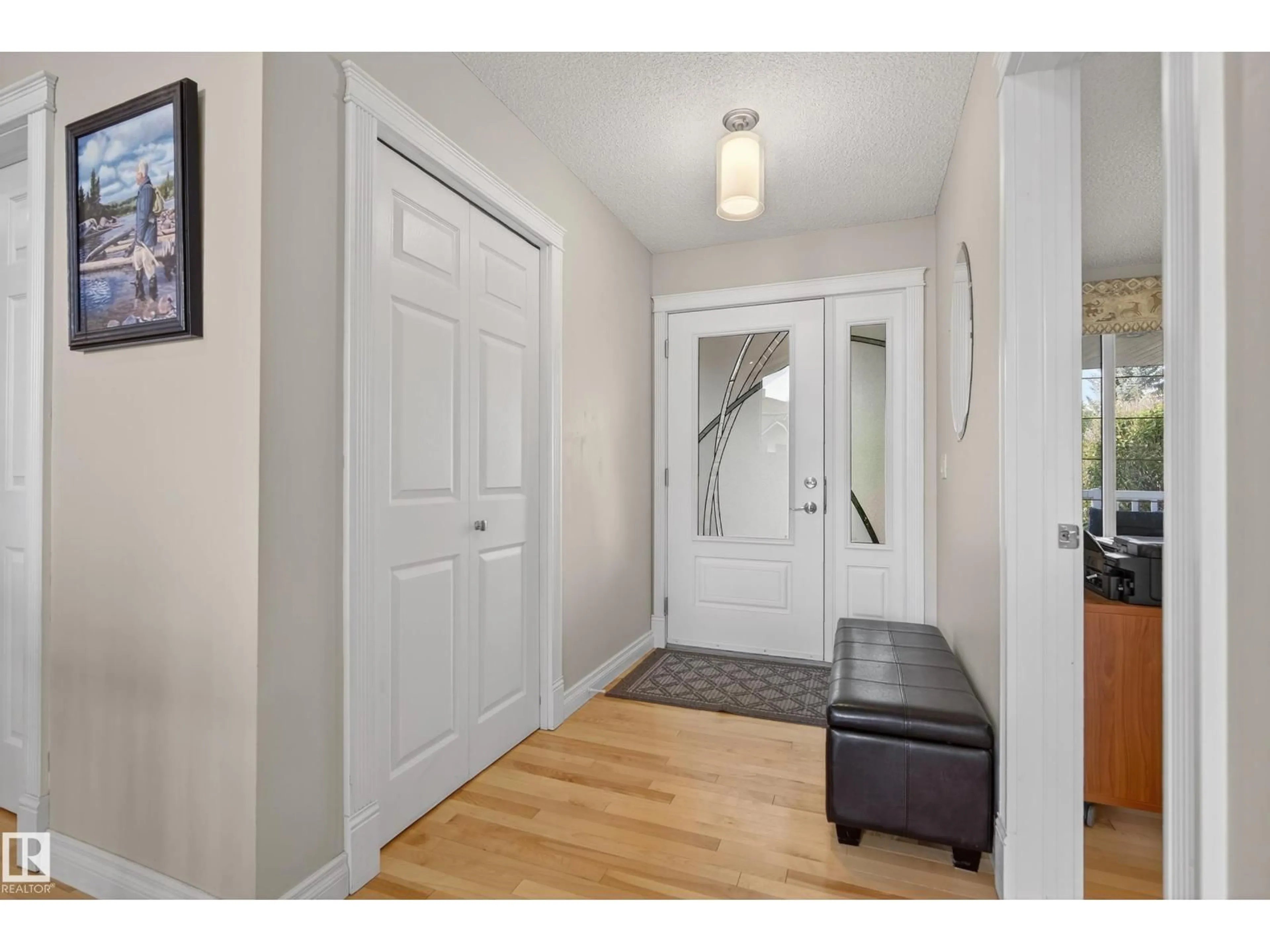 Indoor entryway for 6 HUNTER PL, St. Albert Alberta T8N5W6