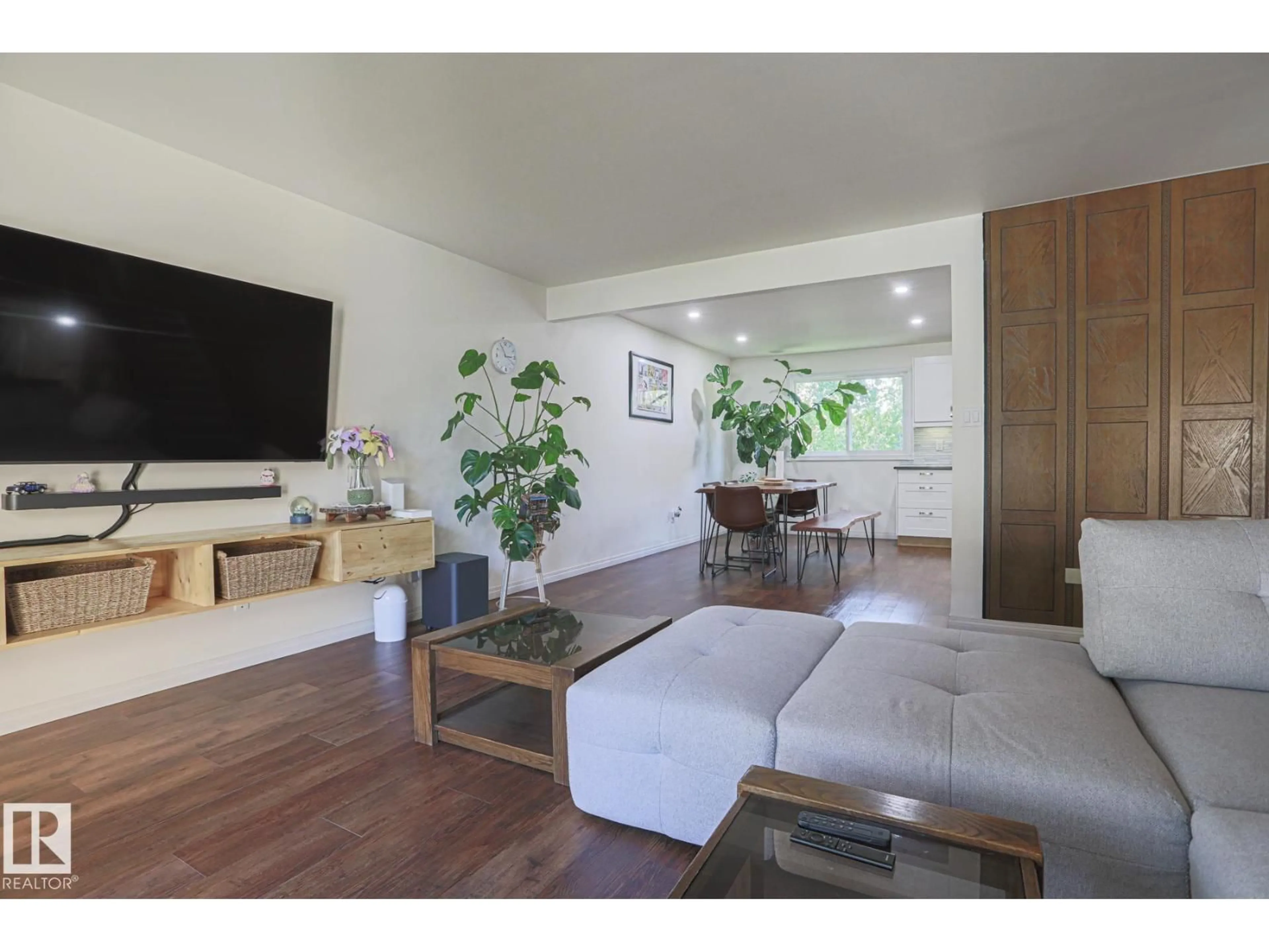 Living room with furniture, unknown for NW - 7608 181 ST, Edmonton Alberta T5T1Z7
