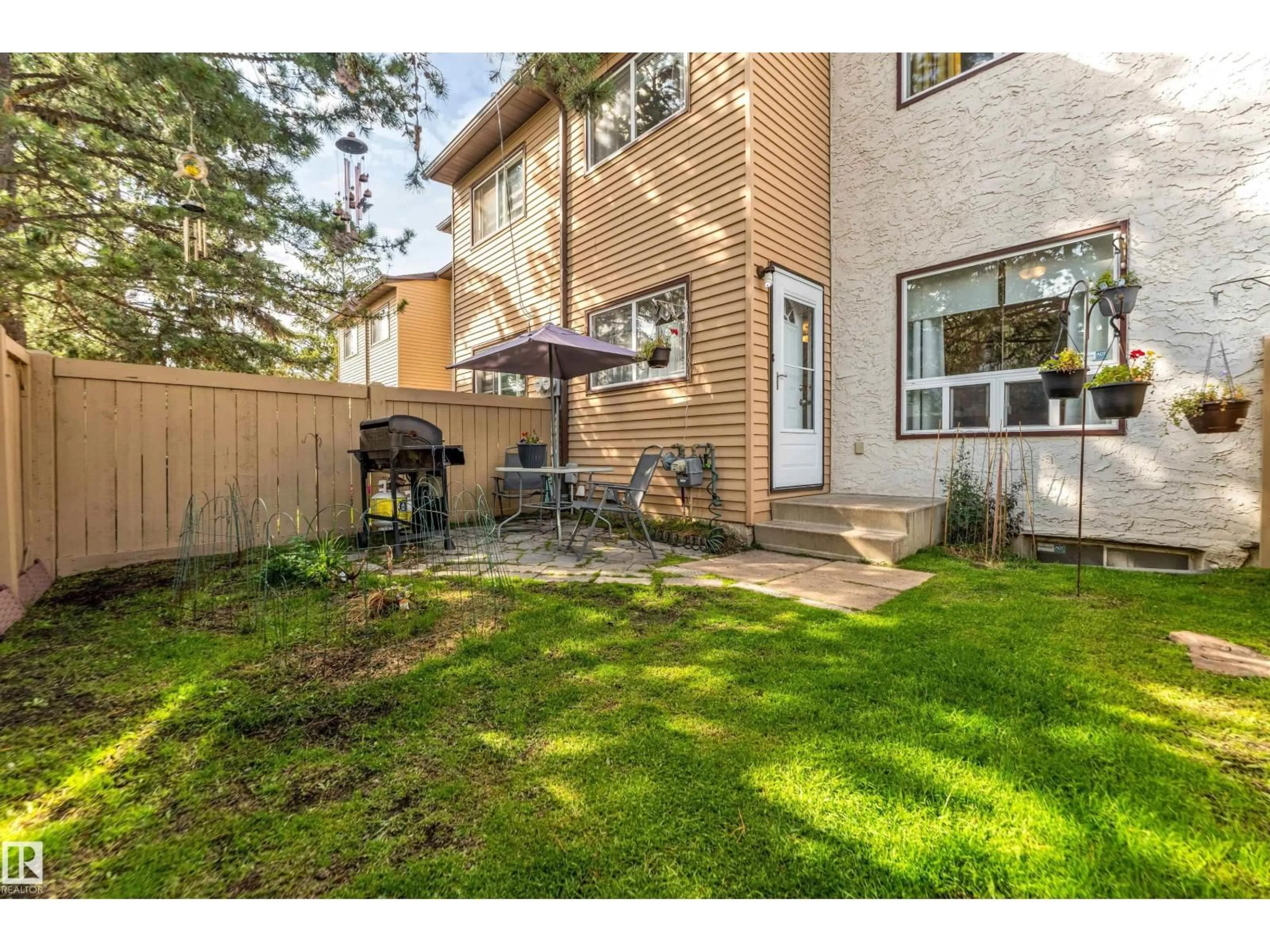 Patio, street for 49 - 1651 46 ST, Edmonton Alberta T6L5H2