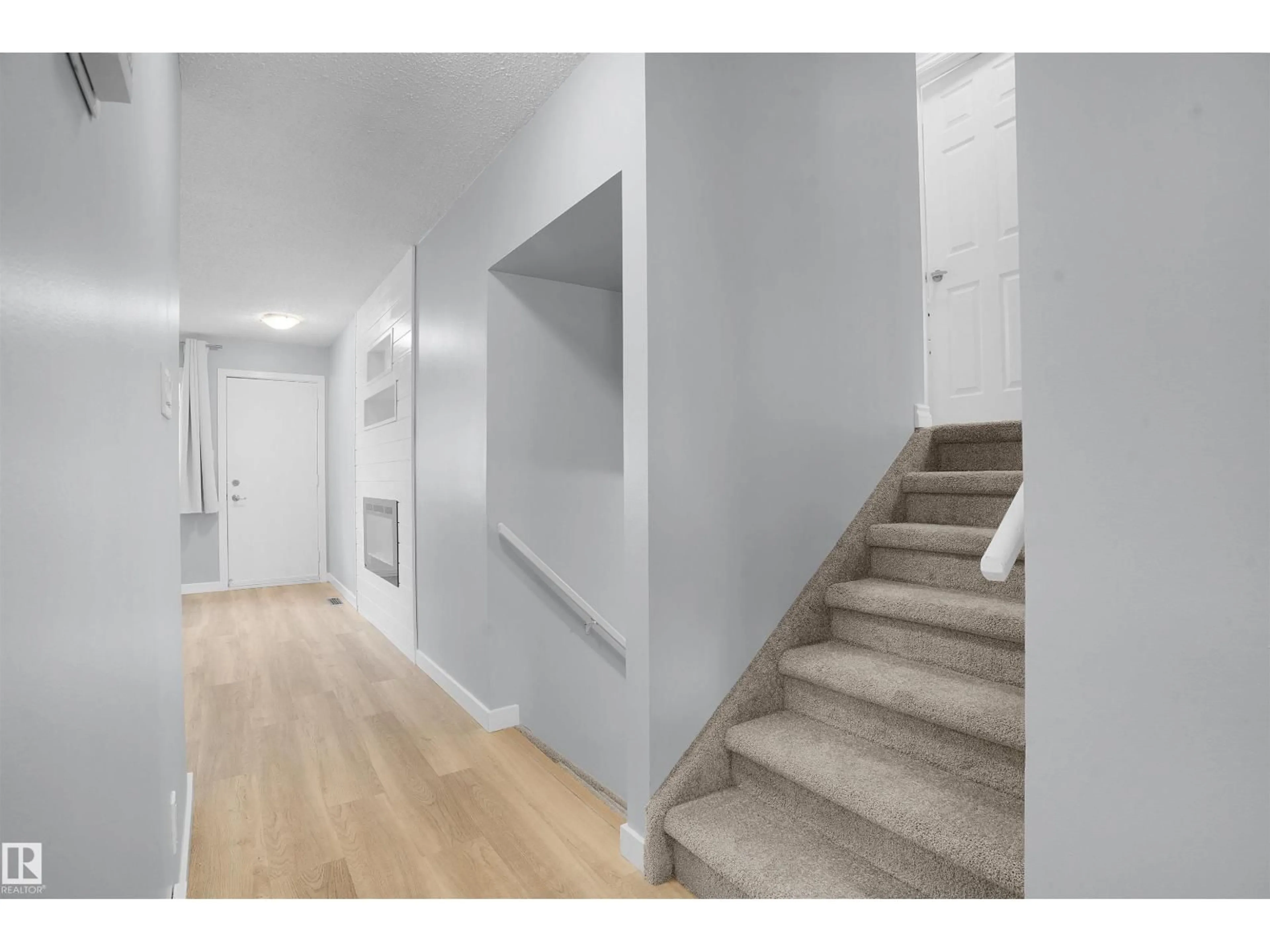 Unknown for NW - 1147 62 ST, Edmonton Alberta T6L2H7