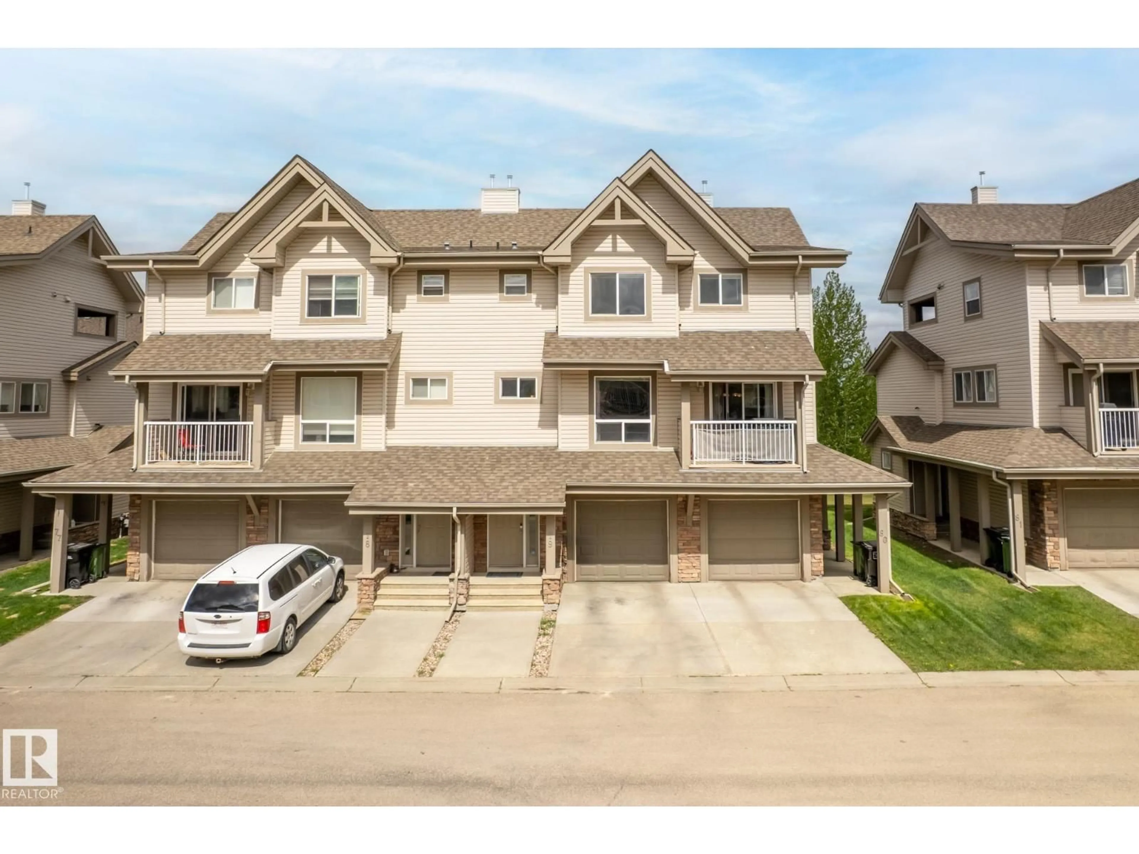 A pic from outside/outdoor area/front of a property/back of a property/a pic from drone, street for 79 12050 17 AV SW, Edmonton Alberta T6W1X4
