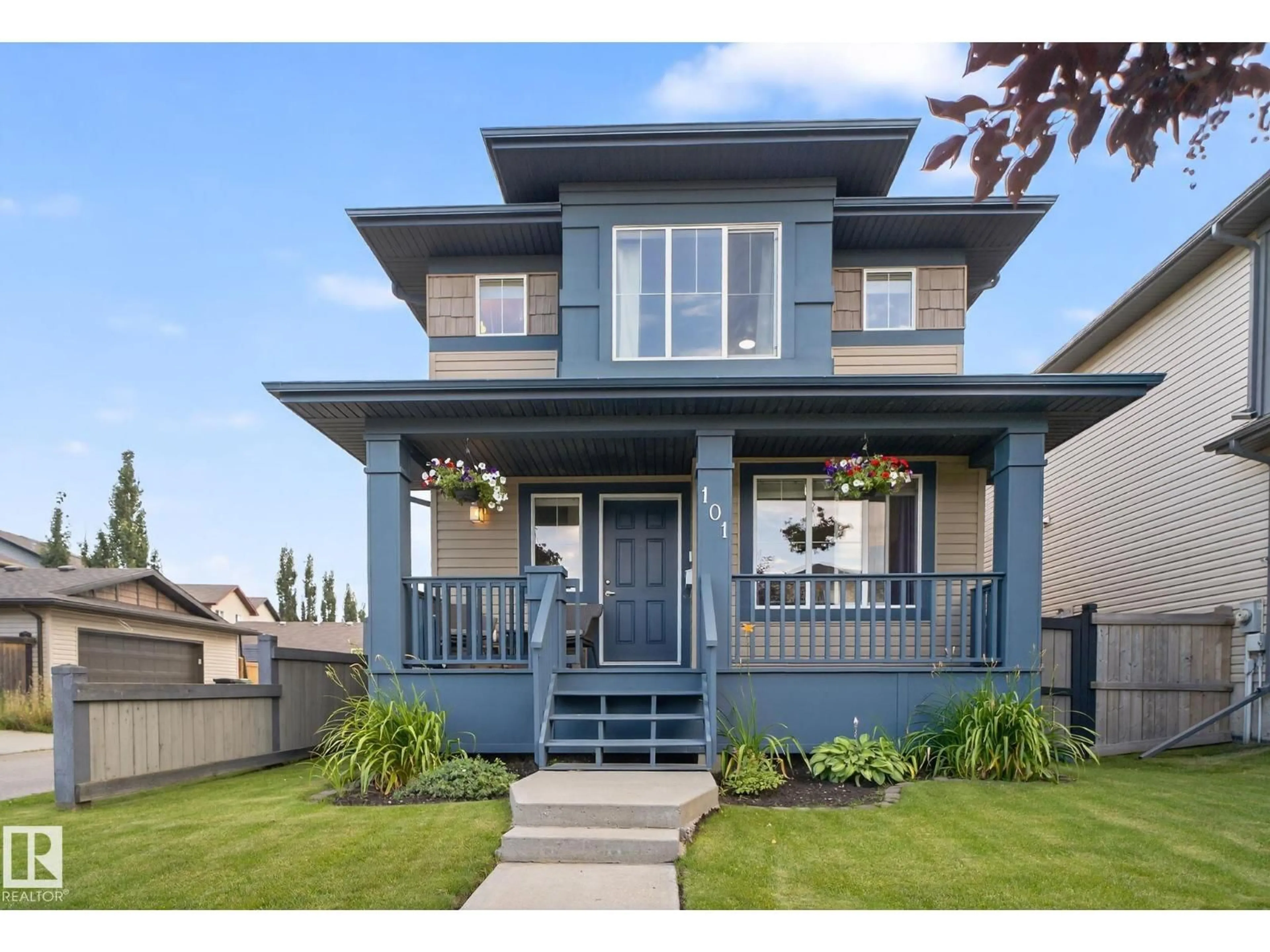Home with vinyl exterior material, street for 101 KEYSTONE LN, Leduc Alberta T9E0J4