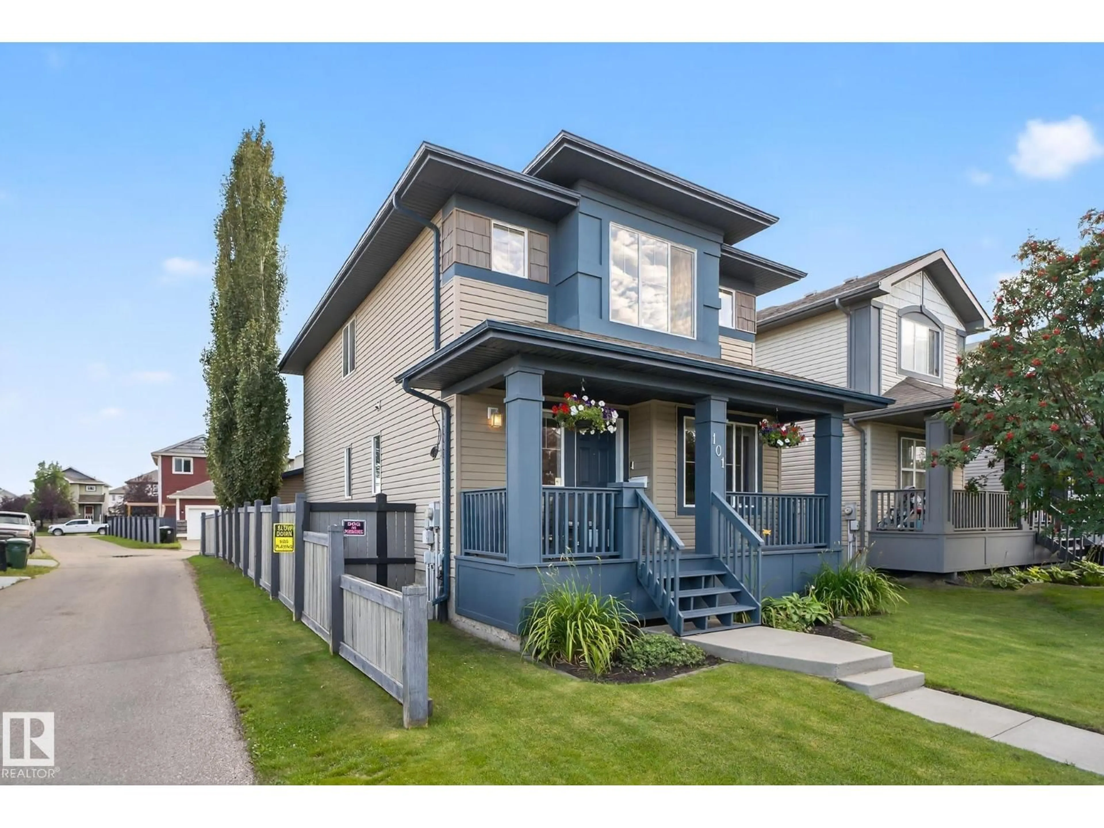 Home with vinyl exterior material, street for 101 KEYSTONE LN, Leduc Alberta T9E0J4
