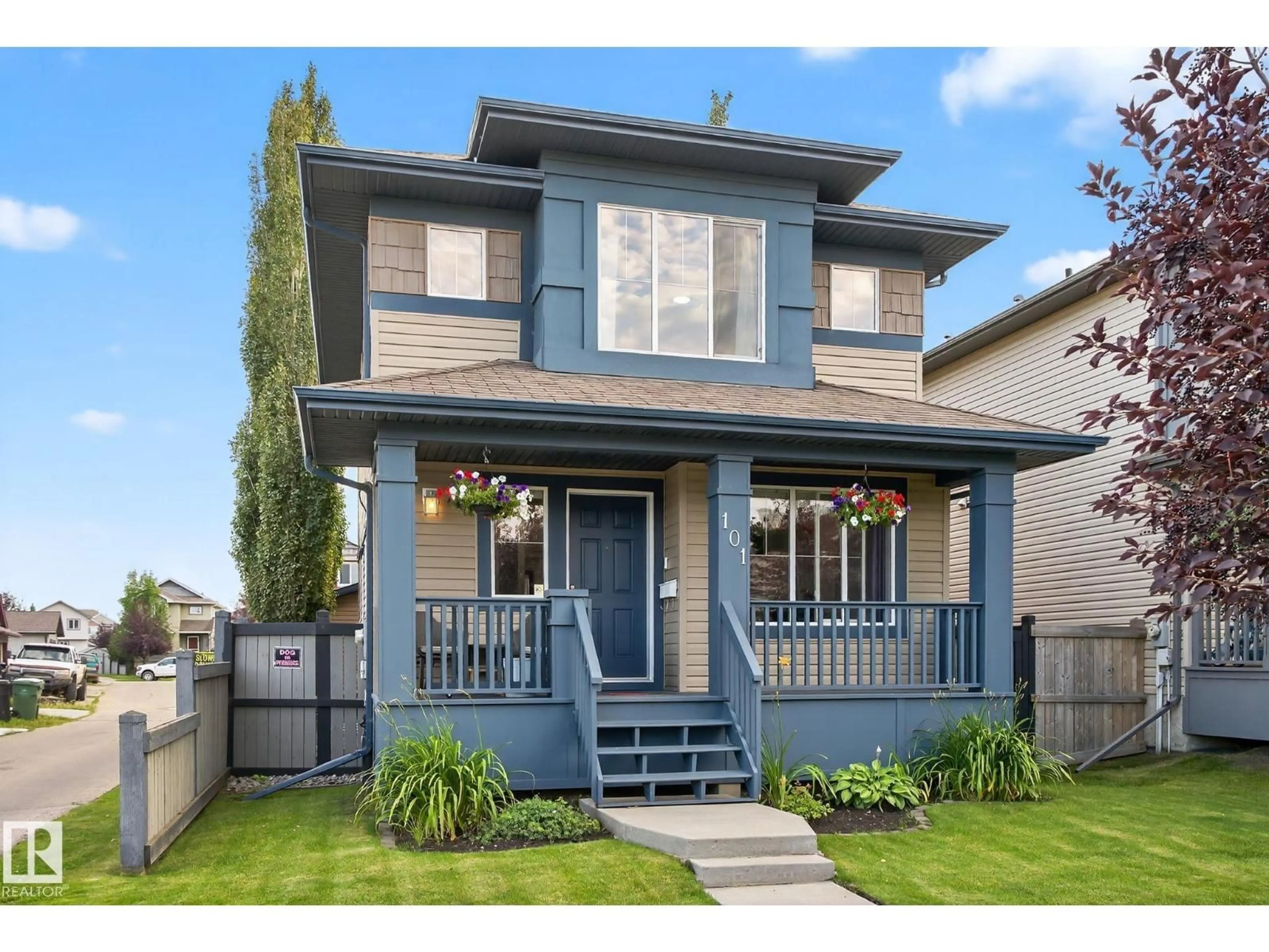 Home with vinyl exterior material, street for 101 KEYSTONE LN, Leduc Alberta T9E0J4