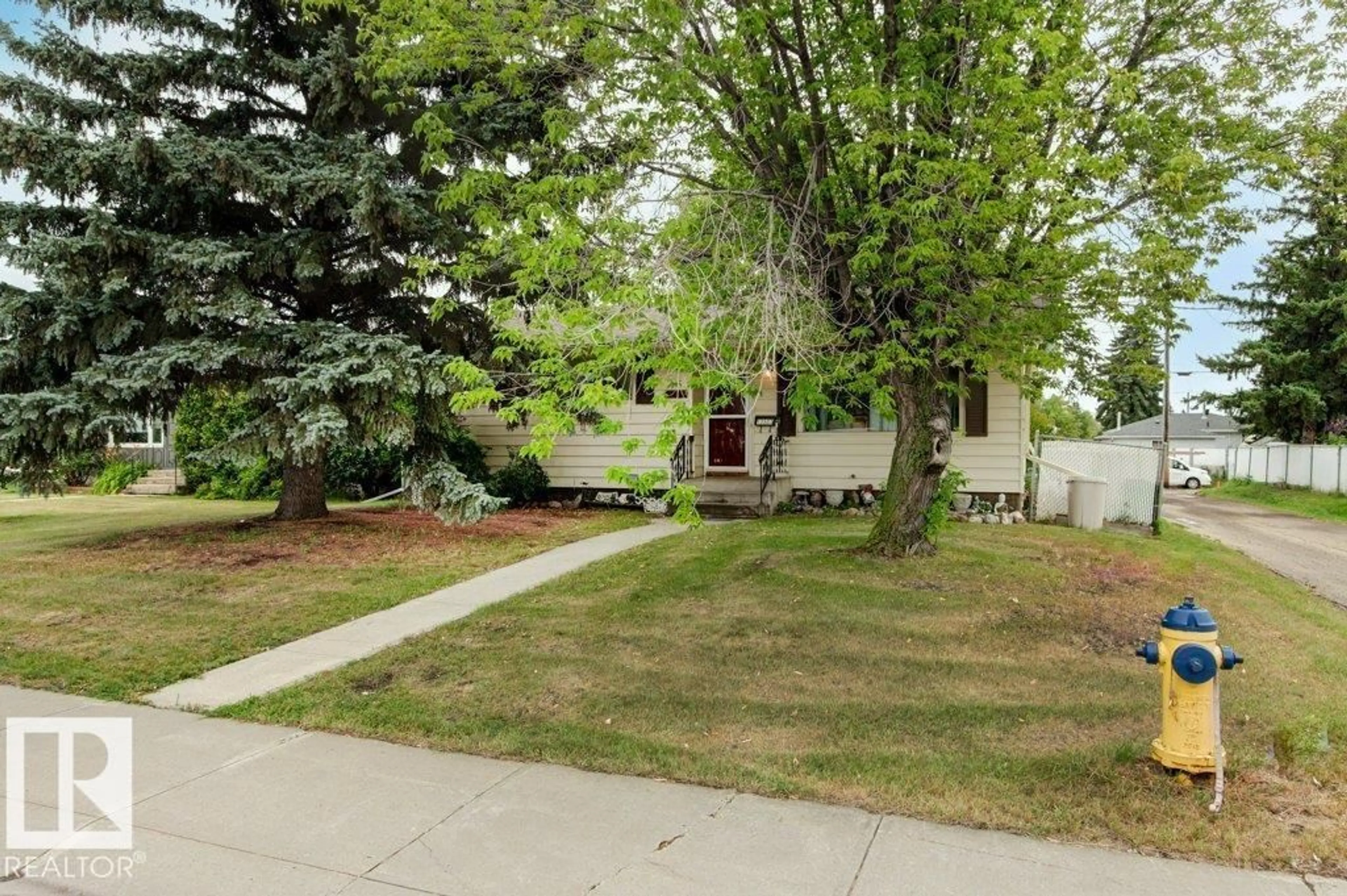 Unknown for 13503 115 ST, Edmonton Alberta T5E5G9