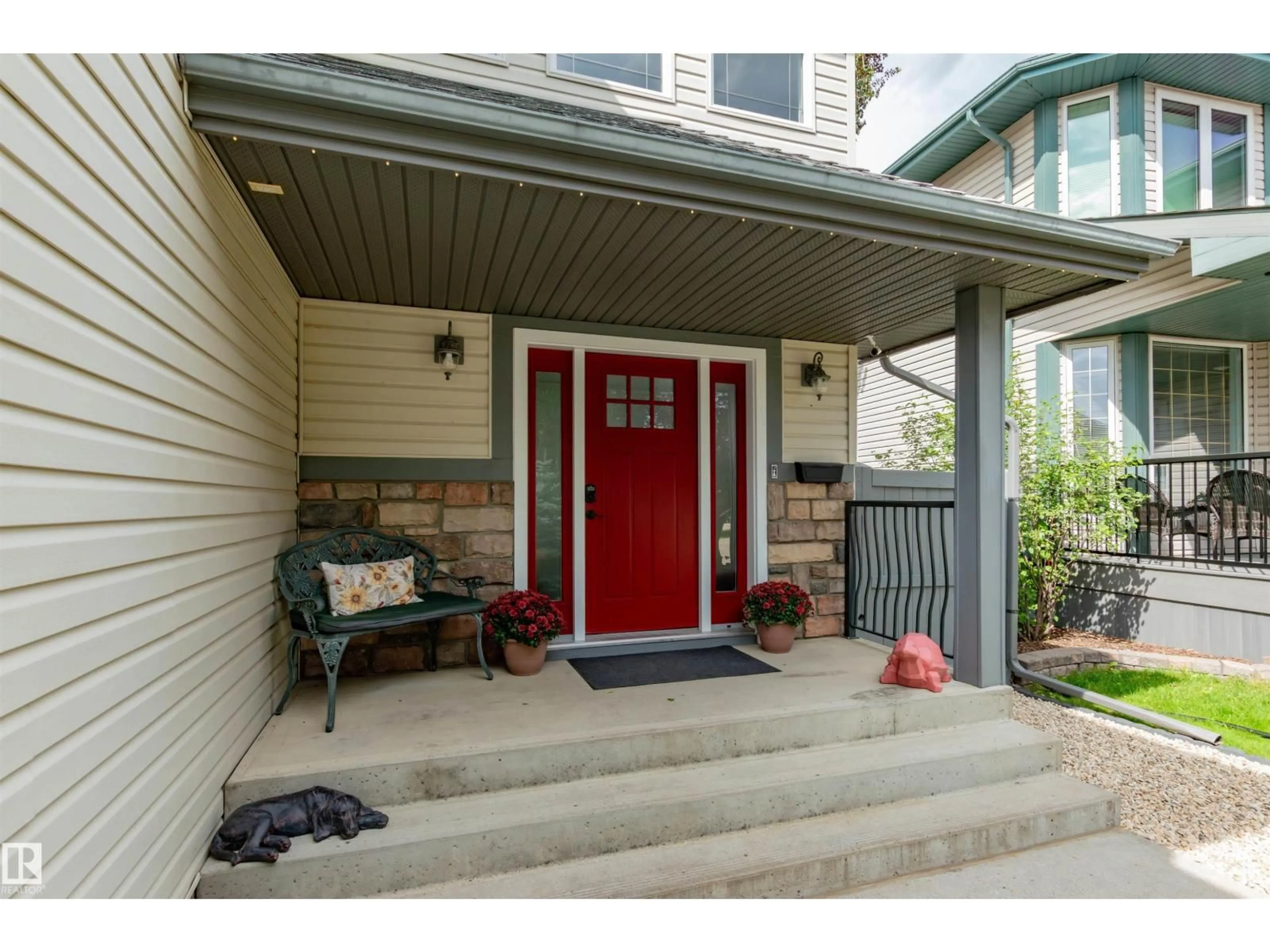 Indoor entryway for 48 HERITAGE LAKE WY, Sherwood Park Alberta T8A6A7