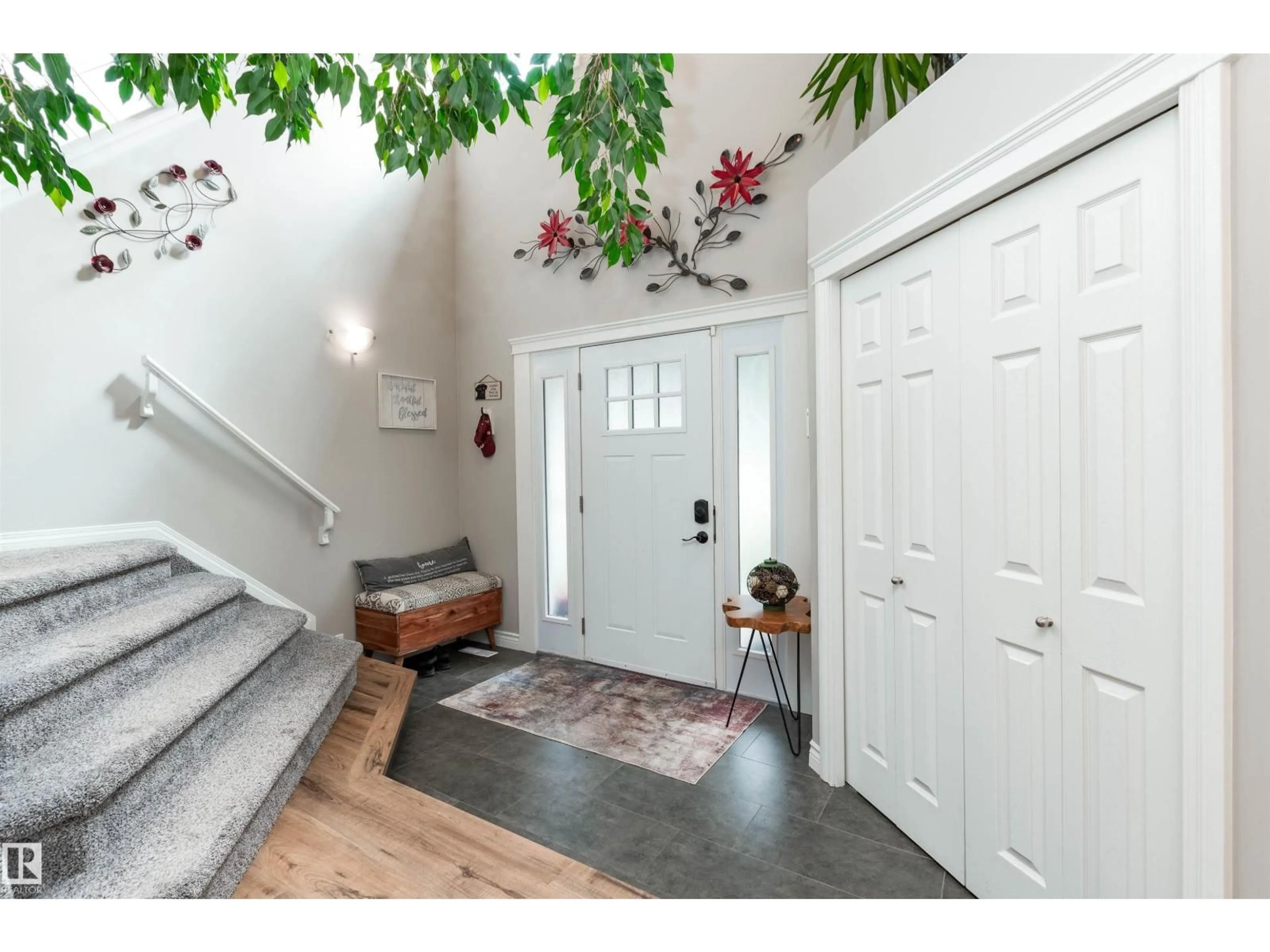 Indoor entryway for 48 HERITAGE LAKE WY, Sherwood Park Alberta T8A6A7
