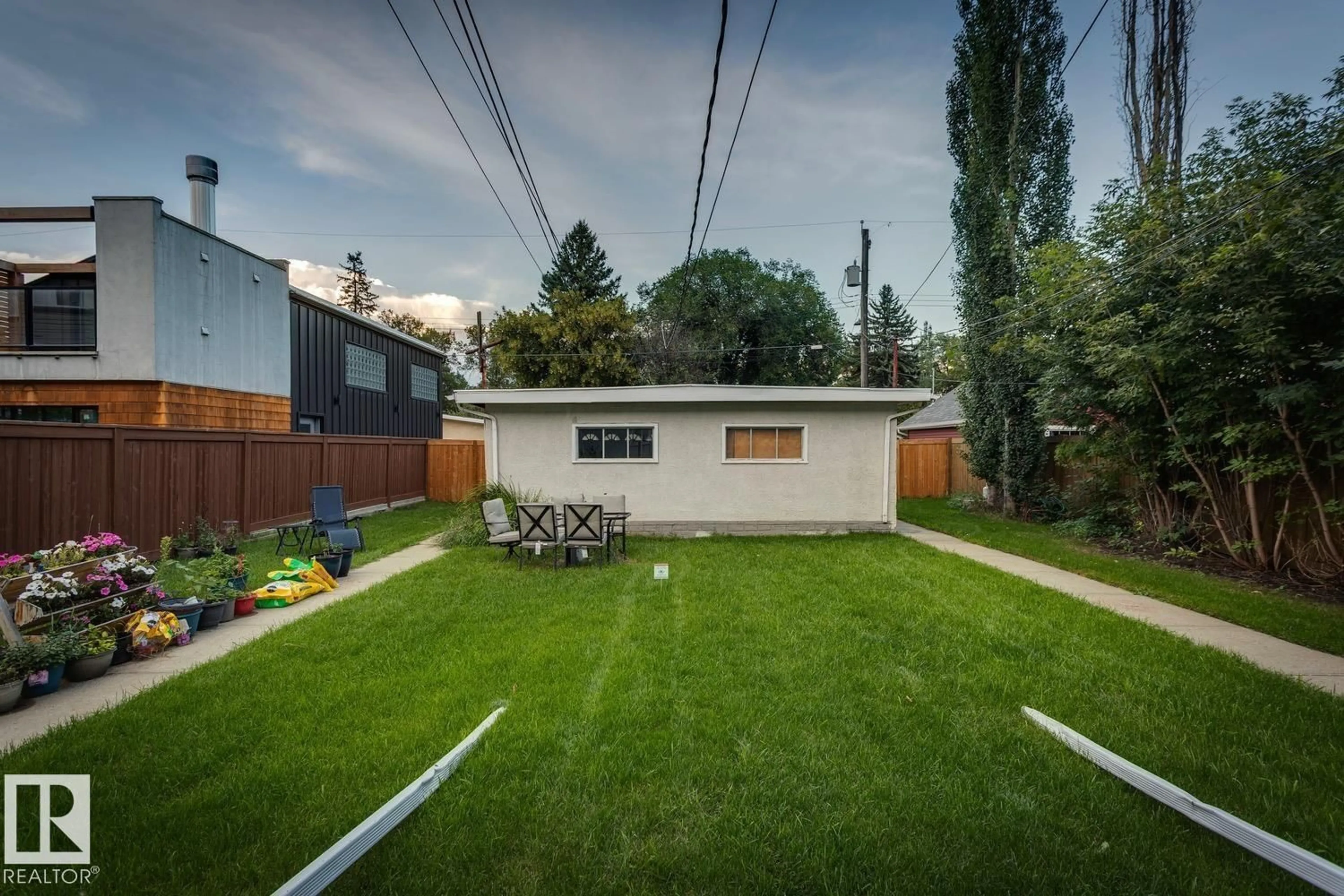 Unknown for 81 - 10183 92 ST, Edmonton Alberta T5H1T1