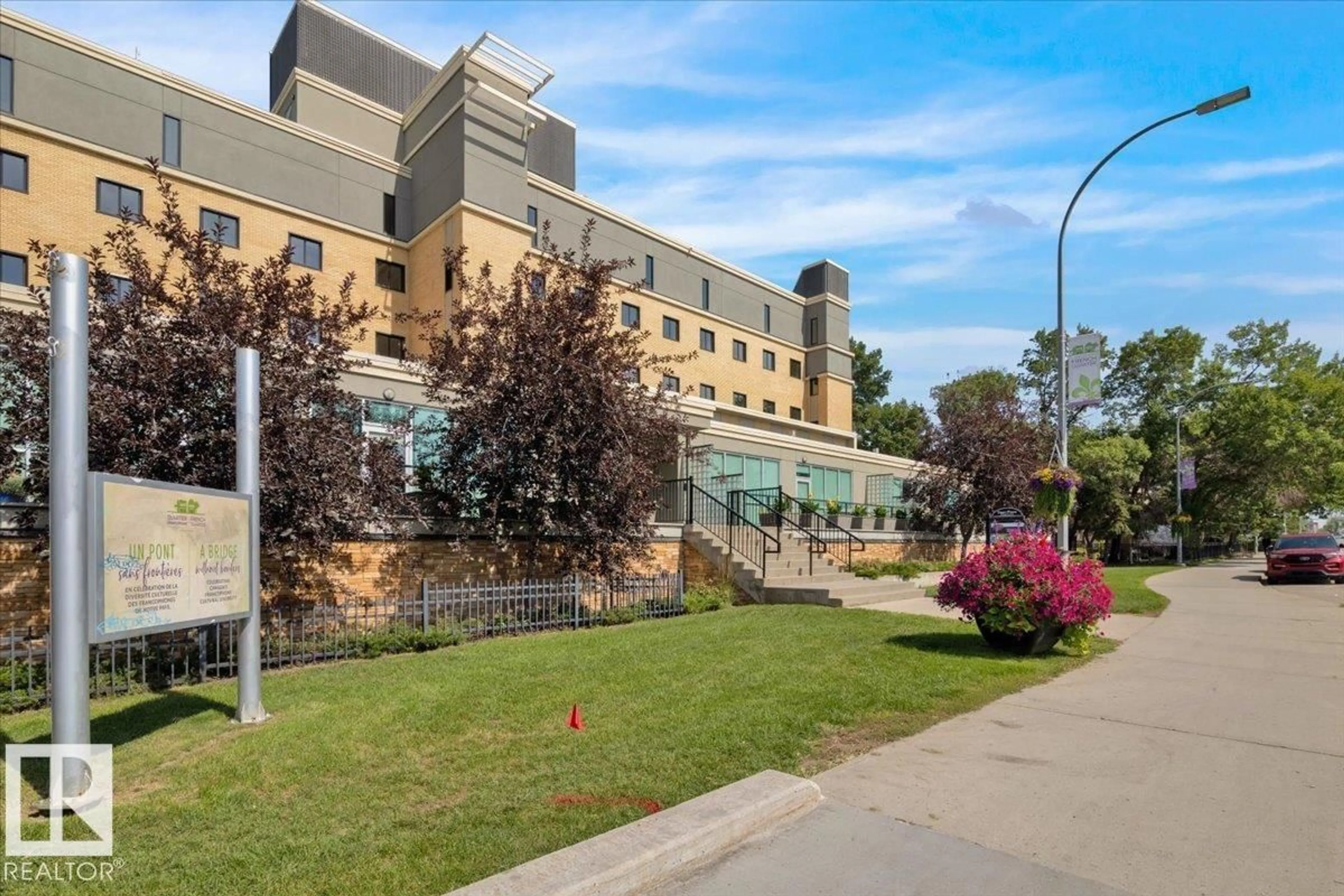 Patio, building for #102 - 9316 82 AV, Edmonton Alberta T6C0Z6