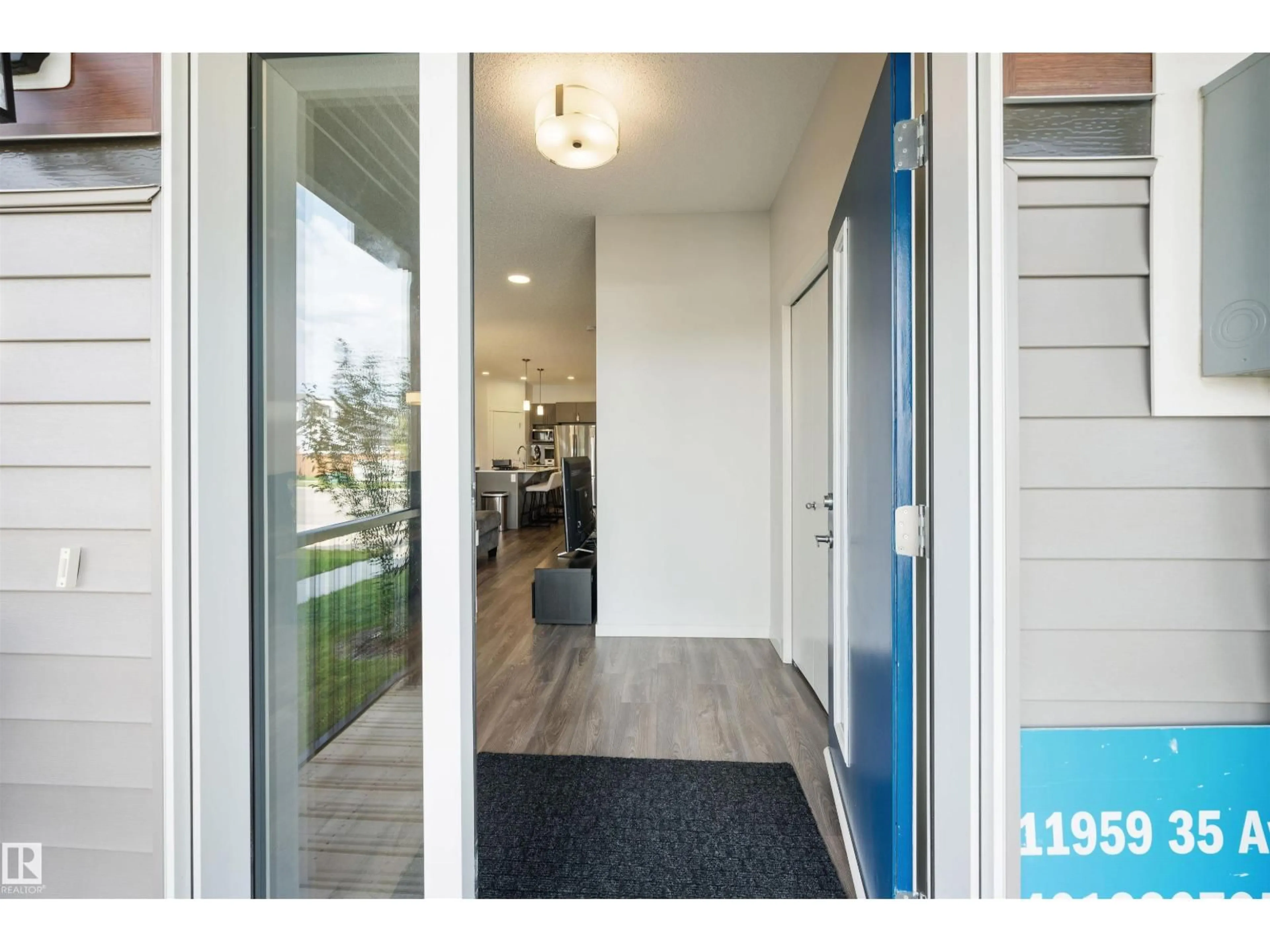 Indoor entryway for SW - 11959 35 AV, Edmonton Alberta T6W4V3