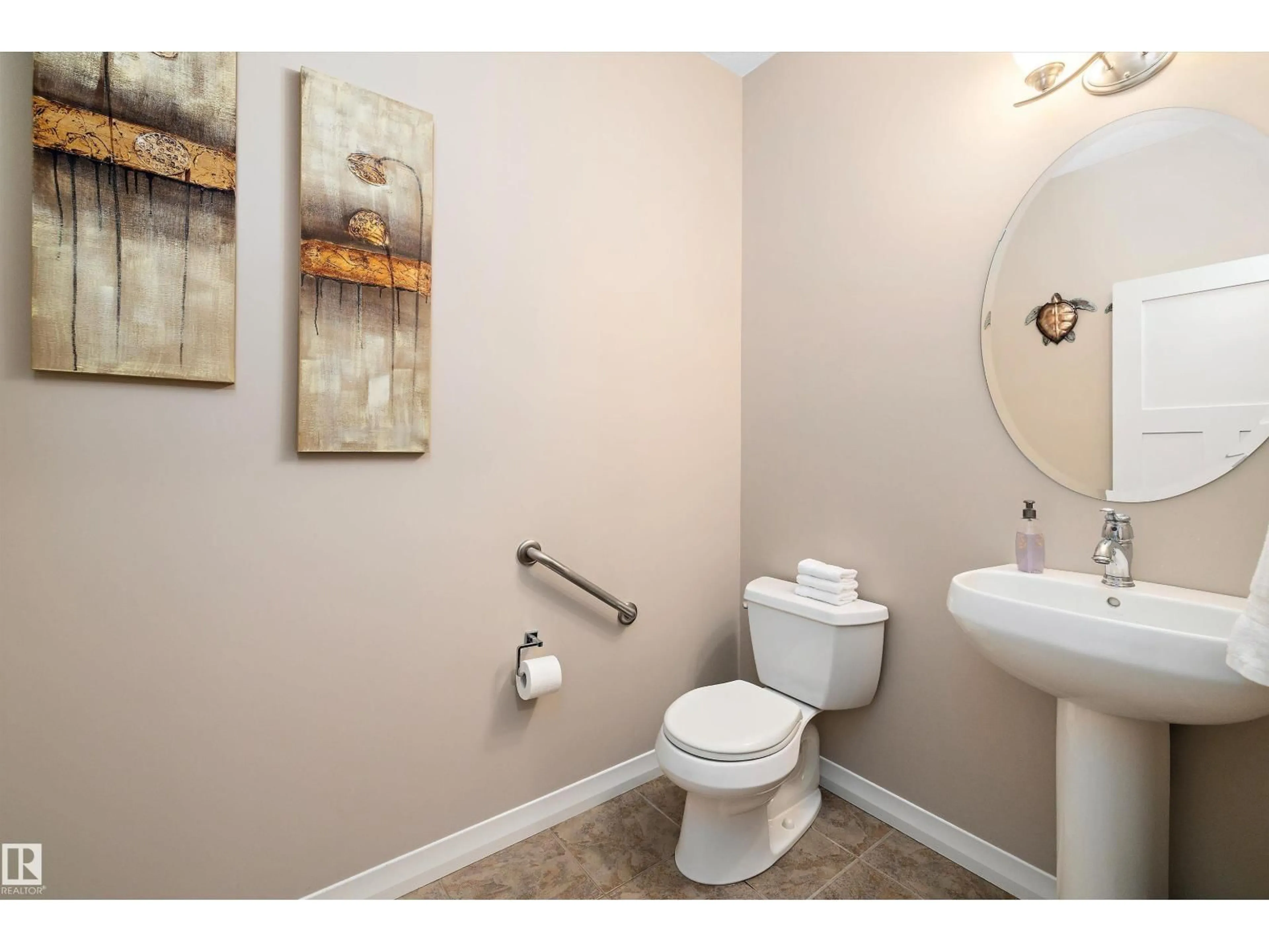 Standard bathroom, unknown for 16861 58A ST, Edmonton Alberta T5Y0N1