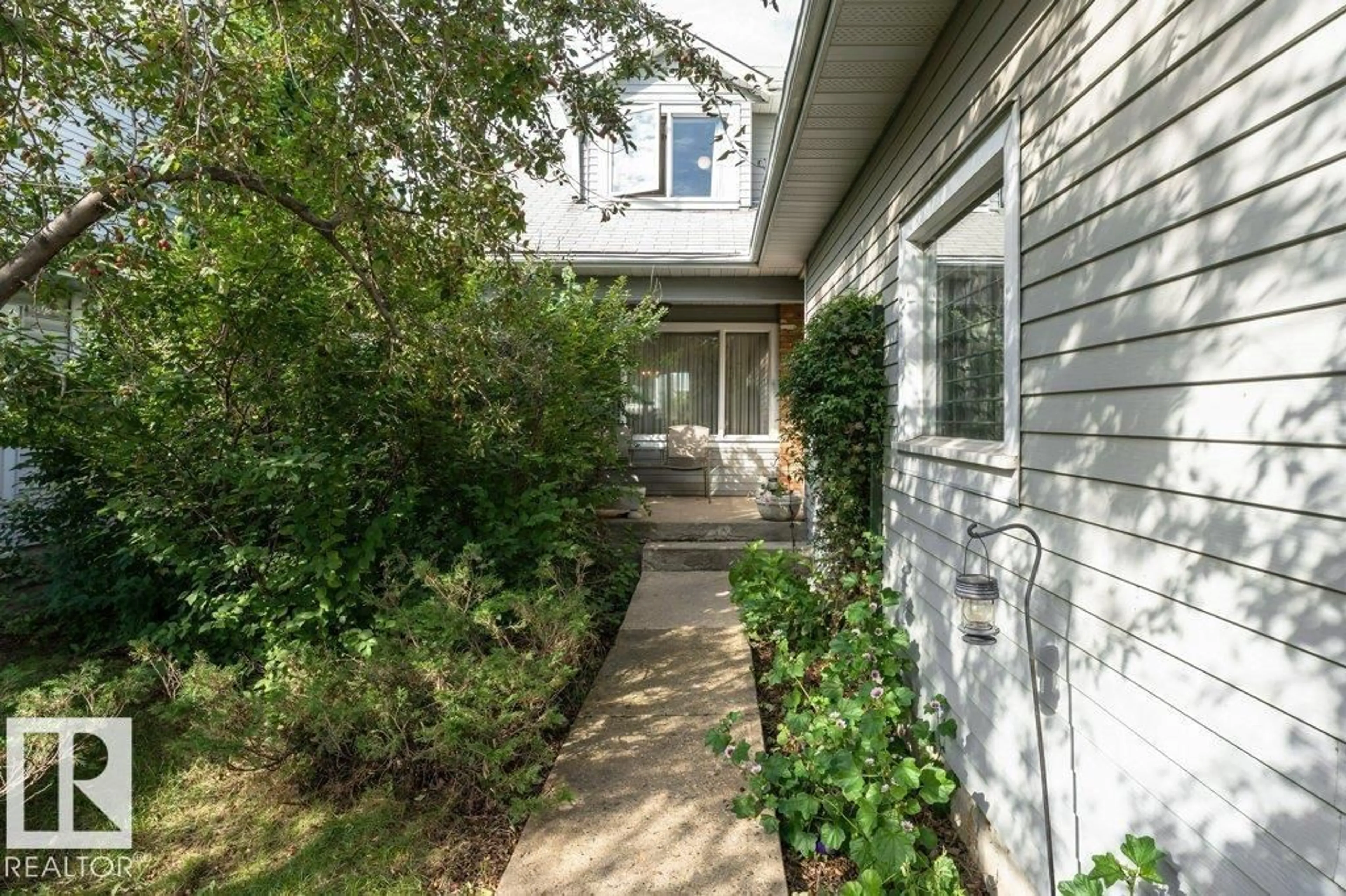 Unknown for NW - 9308 176A ST, Edmonton Alberta T5T3G6