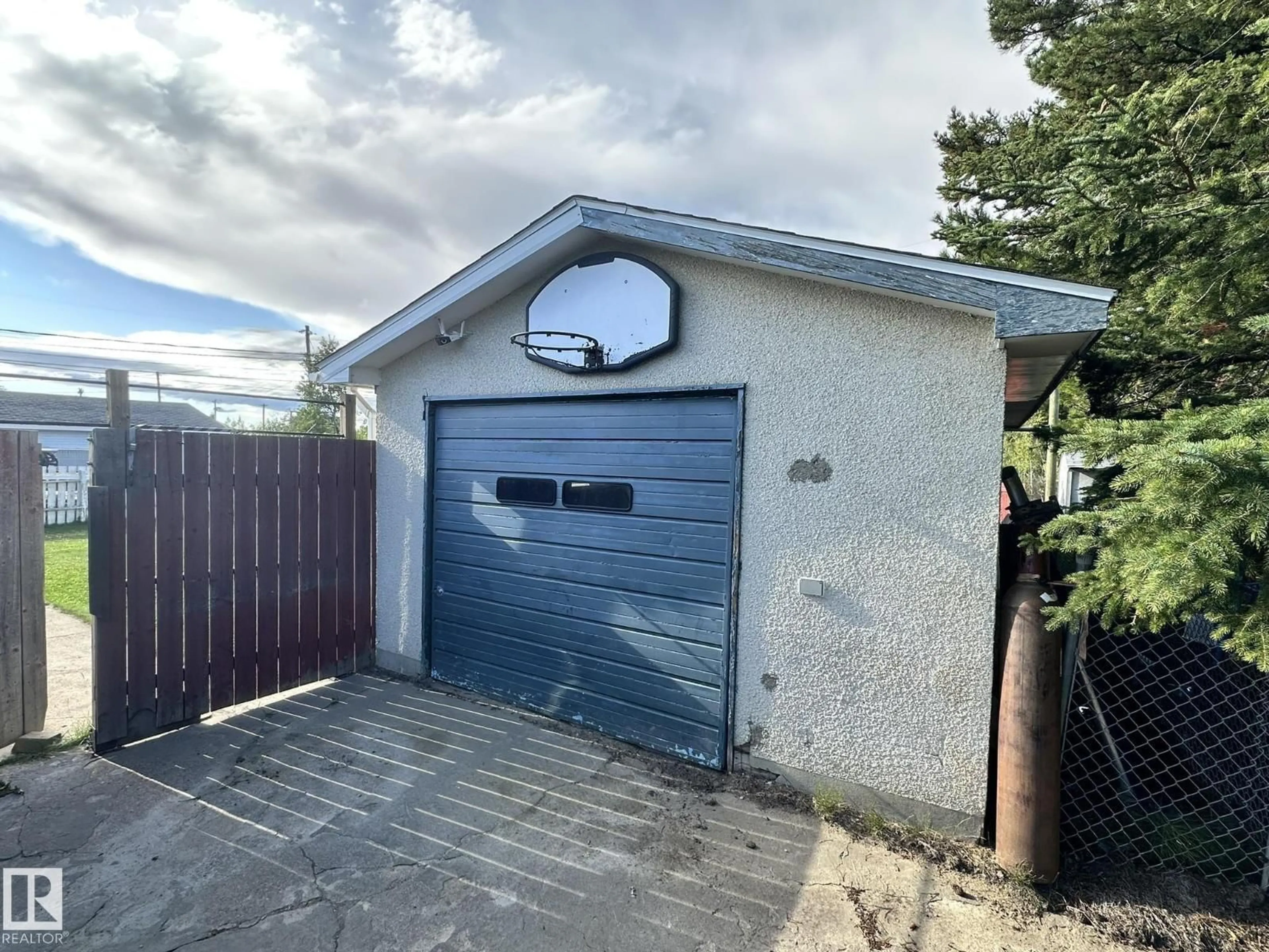 Unknown for 5515 WILLOCK CR, Swan Hills Alberta T0G2C0