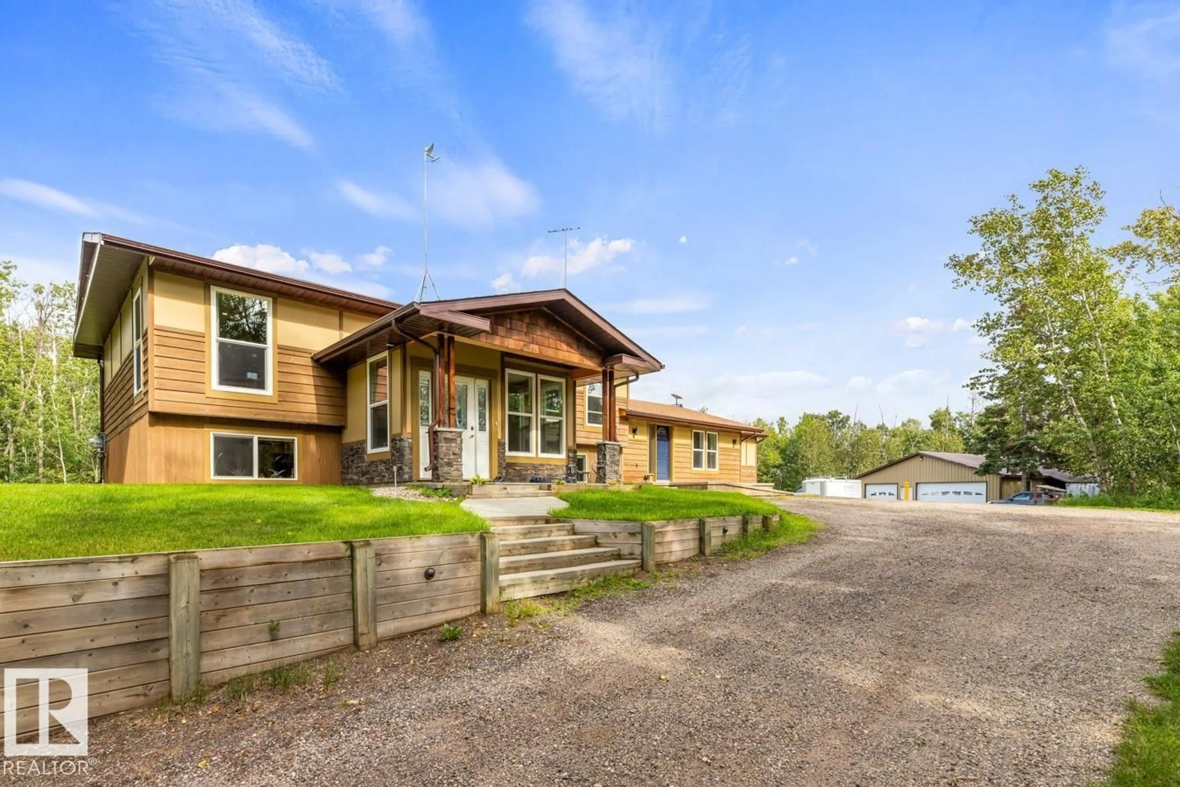Unknown for 3 - 51216 RGE ROAD 265, Rural Parkland County Alberta T7Y1G1