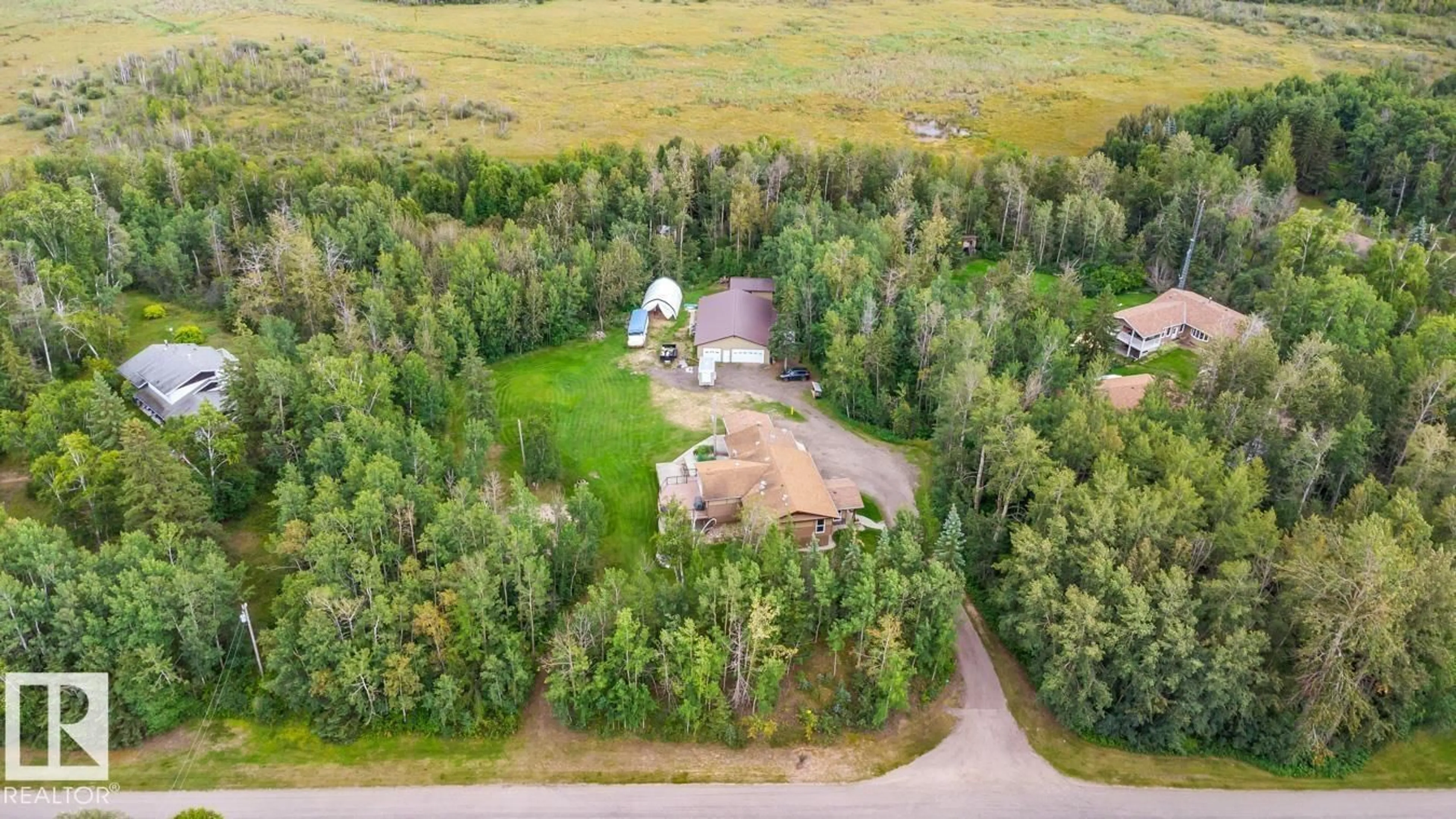 A pic from outside/outdoor area/front of a property/back of a property/a pic from drone, unknown for 3 - 51216 RGE ROAD 265, Rural Parkland County Alberta T7Y1G1