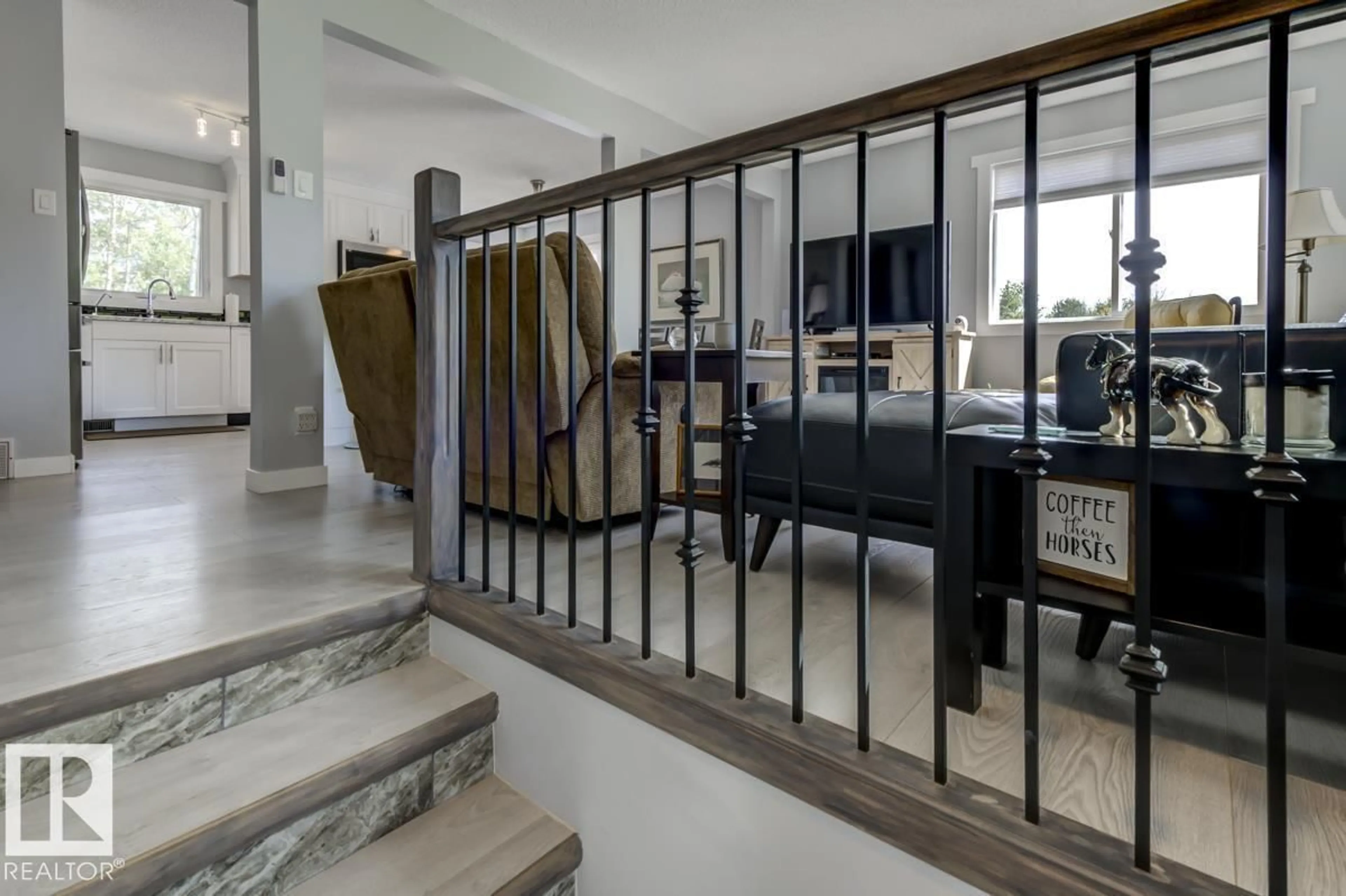 Indoor foyer for 21539 TWP ROAD 520, Rural Strathcona County Alberta T8E1E3
