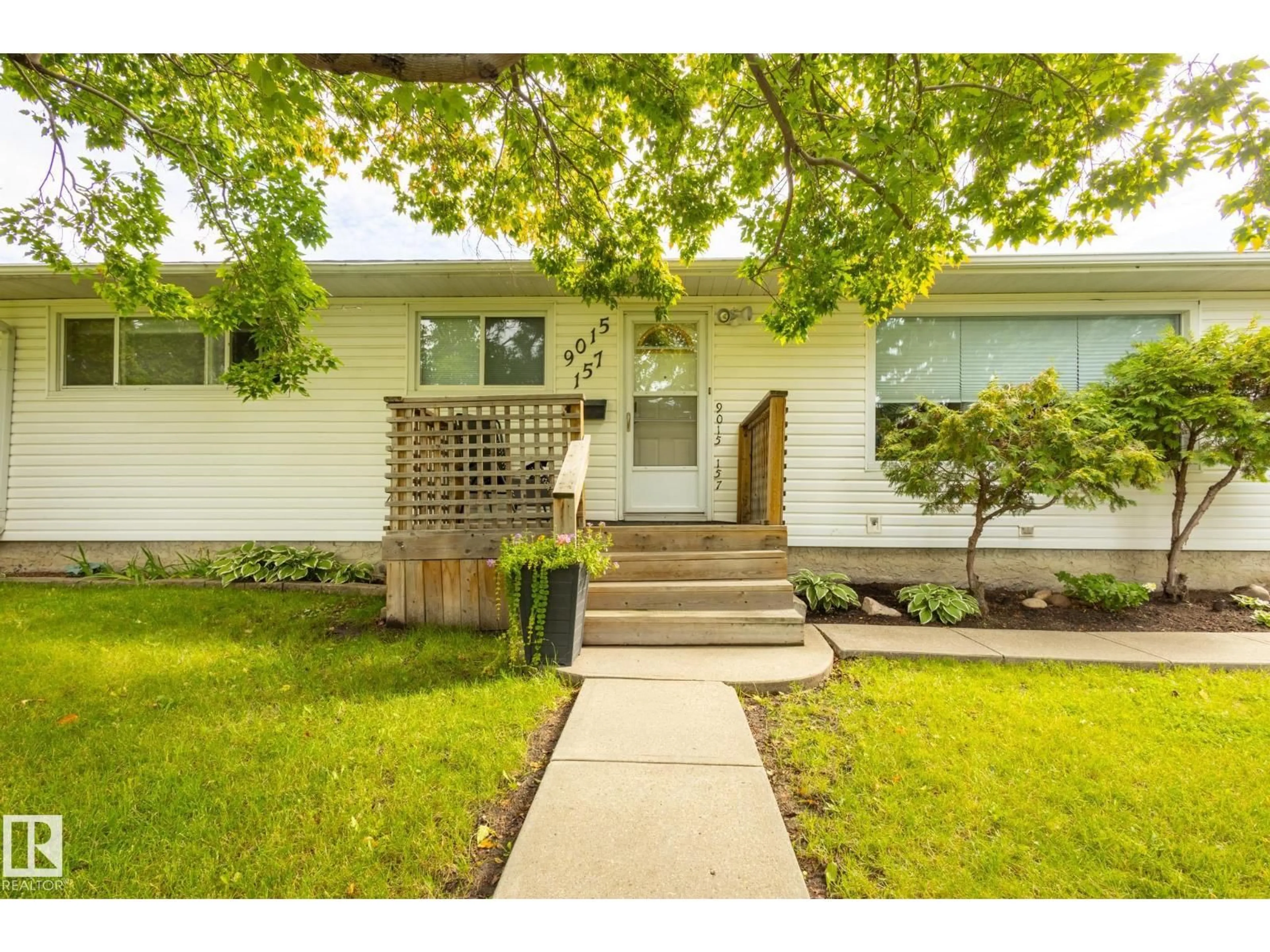 Unknown for 9015 157 ST NW, Edmonton Alberta T5R2A6