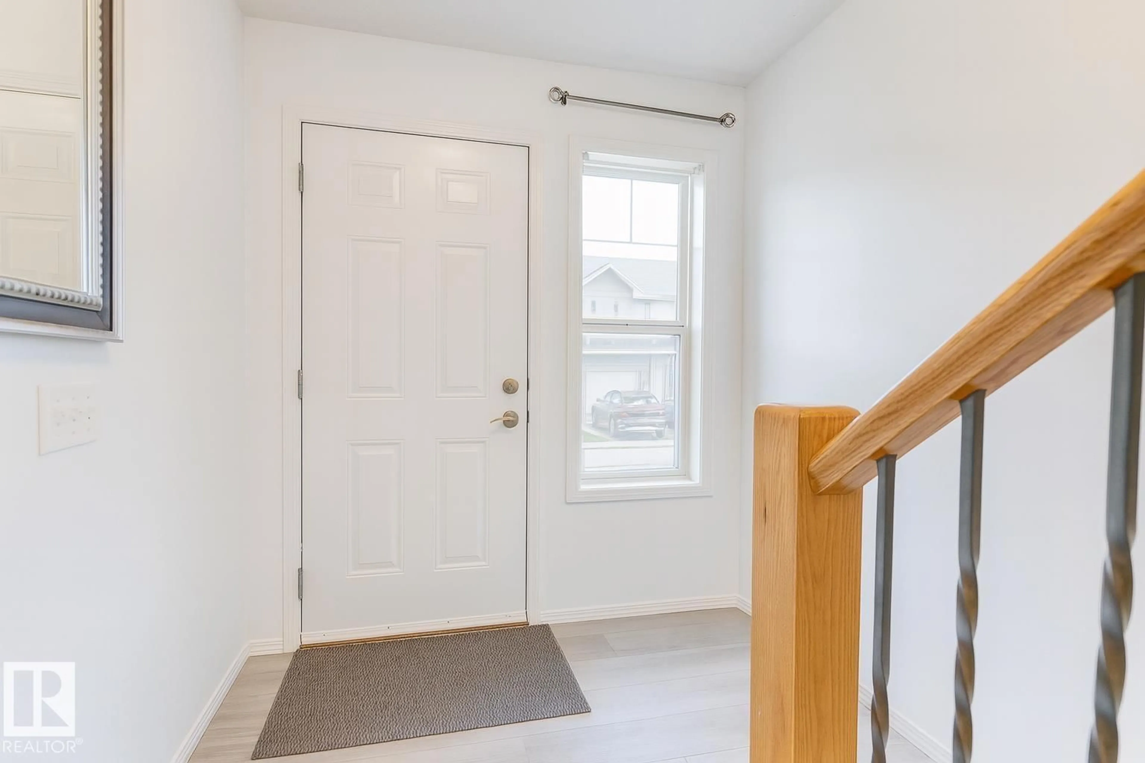 Indoor entryway for 230 - 89 EDWARDS DRIVE, Edmonton Alberta T6X1G7