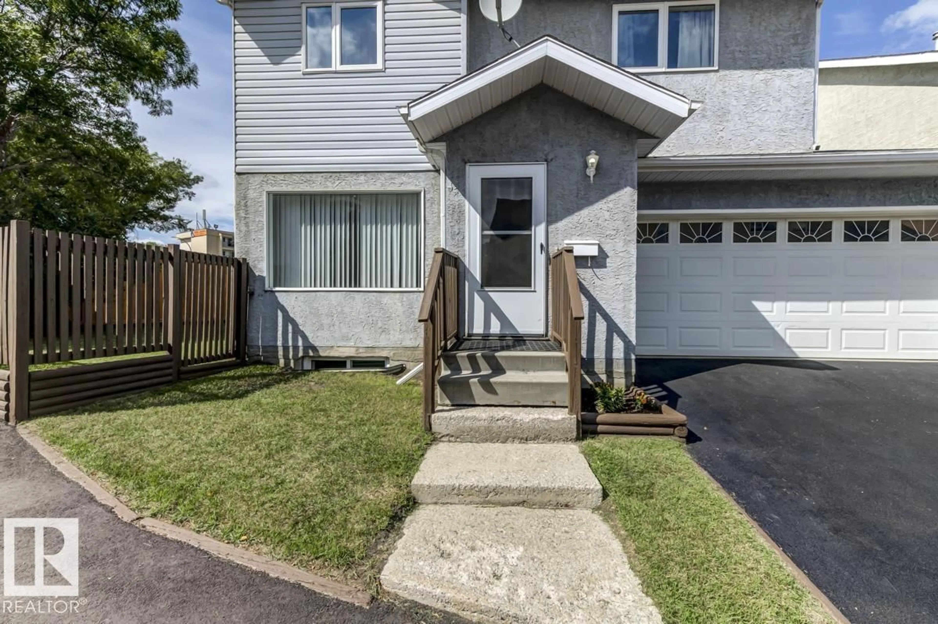 Unknown for NW - 14659 52 ST, Edmonton Alberta T5A4Z7