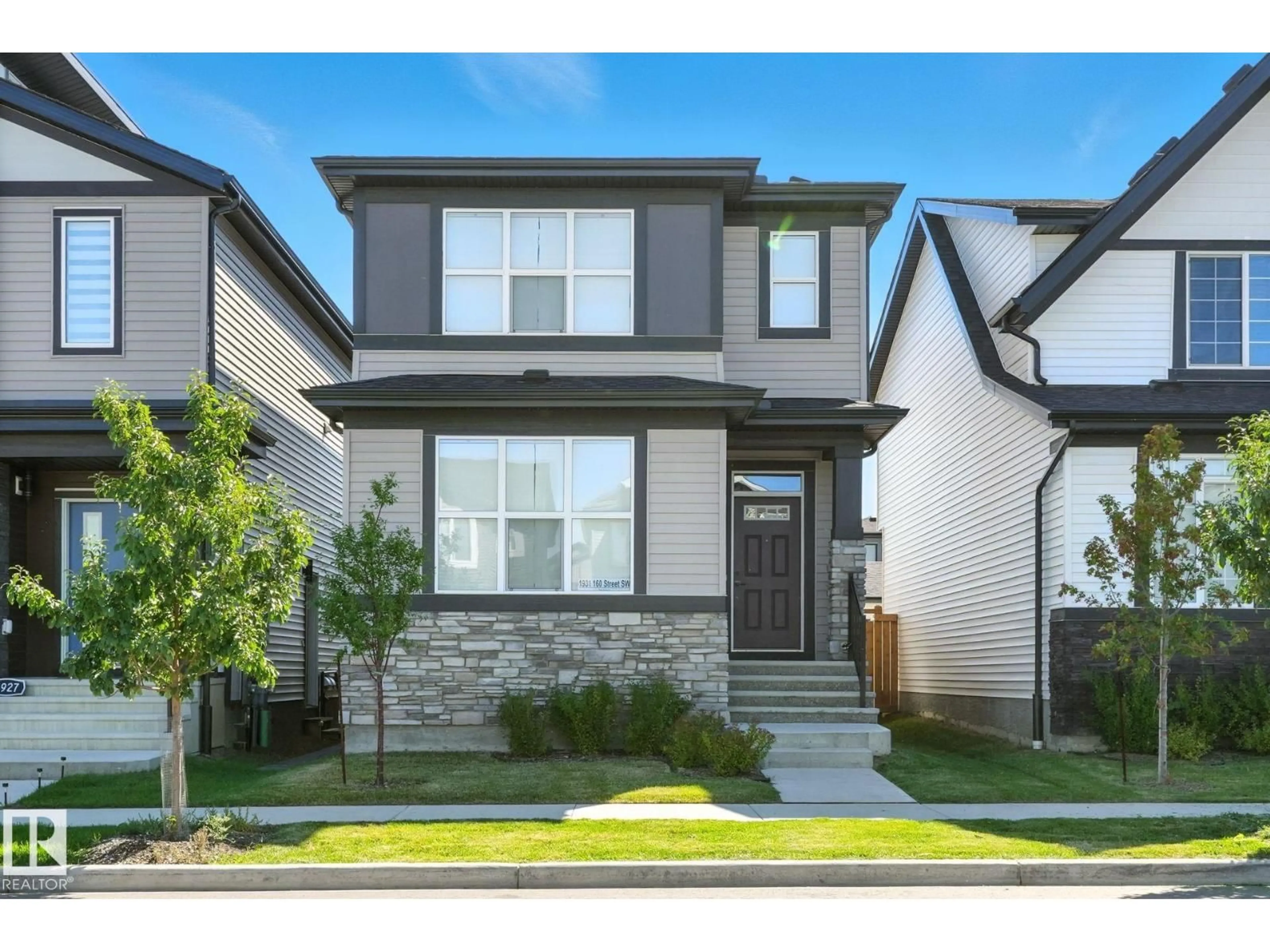 Unknown for SW - 1931 160 ST, Edmonton Alberta T6W4X6