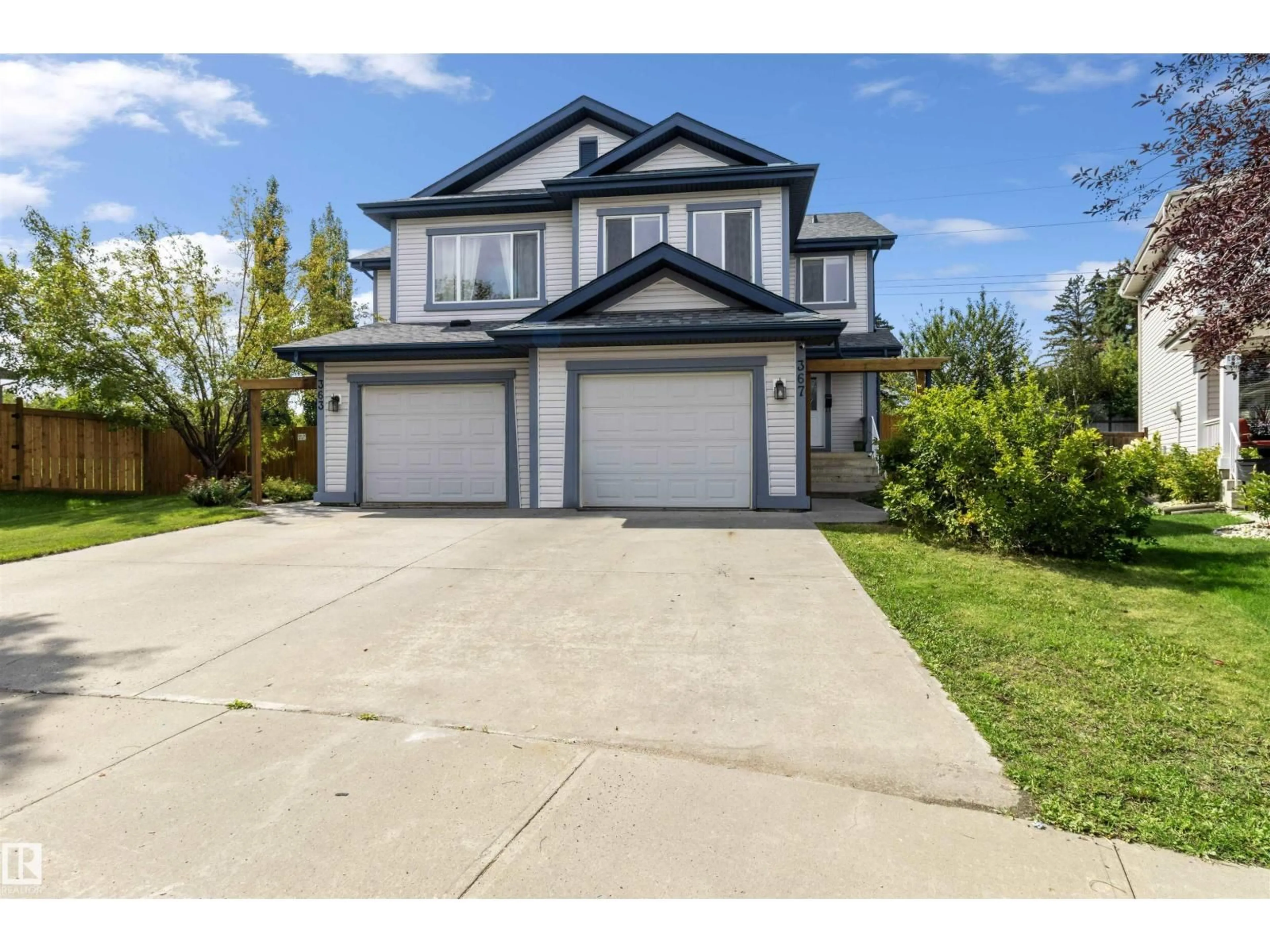 Home with vinyl exterior material, street for 367 SUMMERTON CR, Sherwood Park Alberta T8H2V4