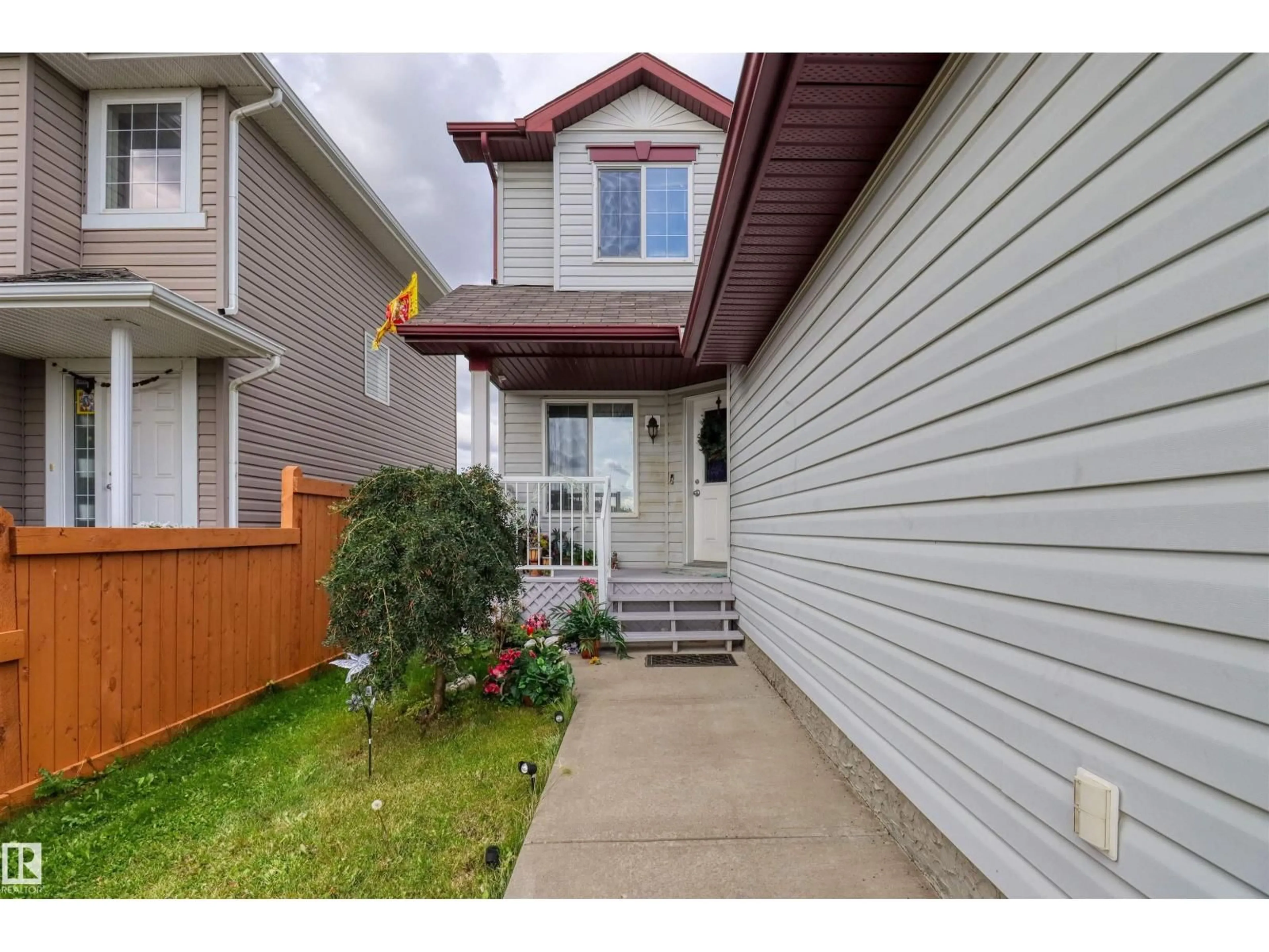 Unknown for 1216 36C AVE AVE, Edmonton Alberta T6T0E5