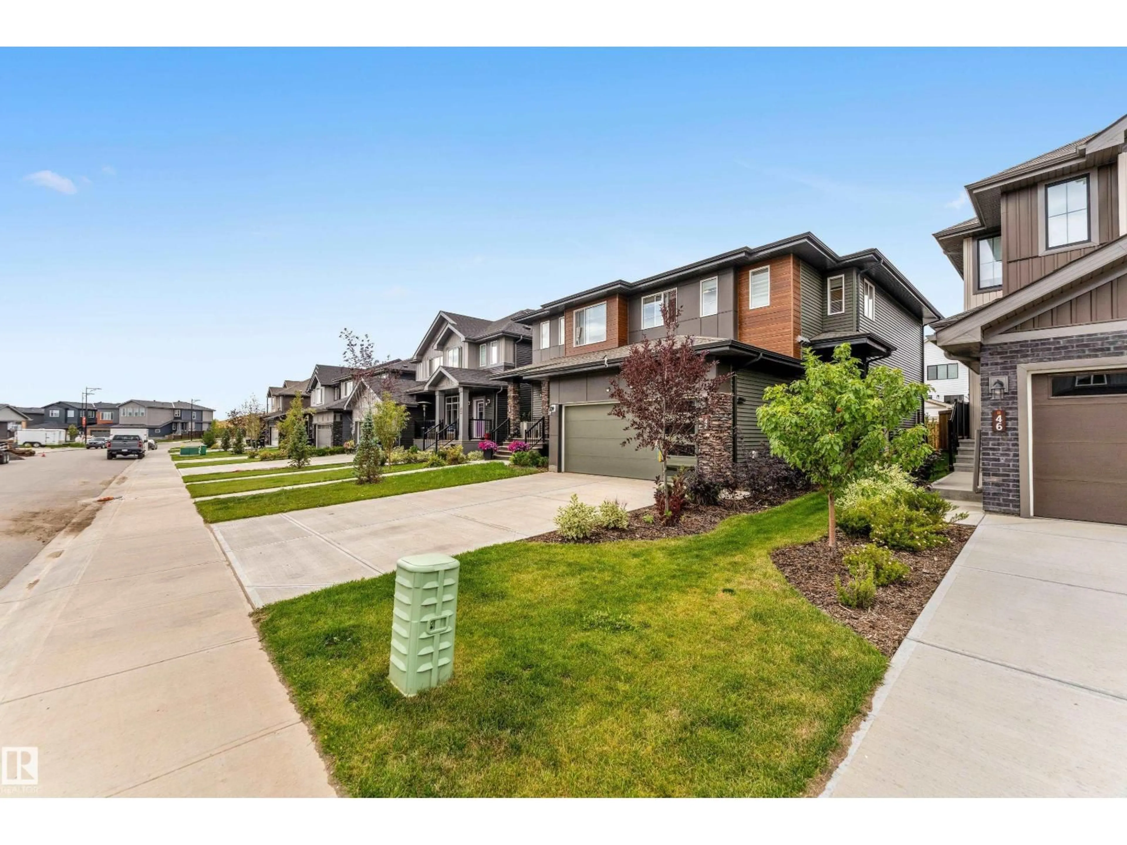 Unknown for 42 CERBAT CRESCENT, Sherwood Park Alberta T8H2Z5