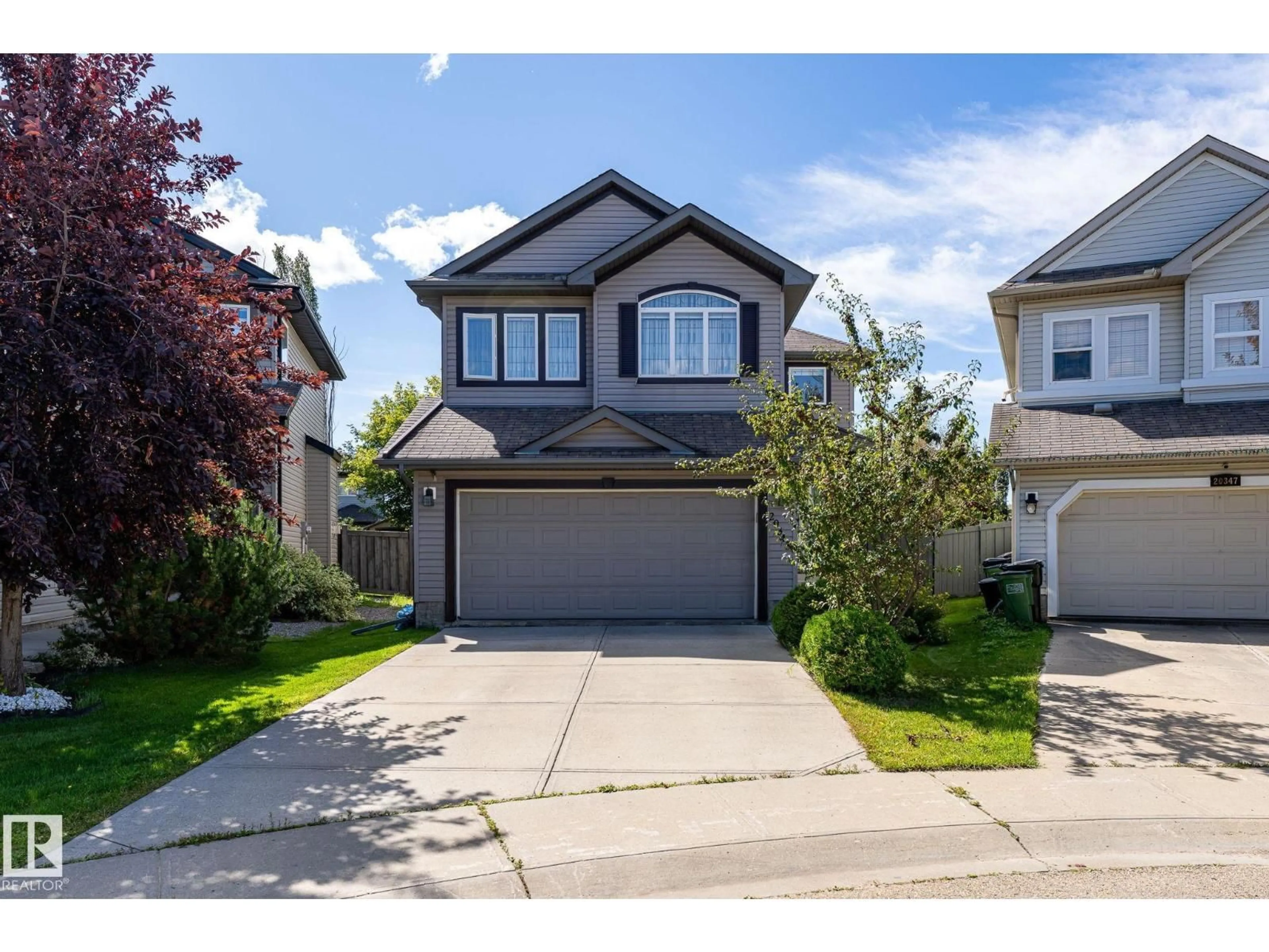 A pic from outside/outdoor area/front of a property/back of a property/a pic from drone, street for 20343 46 AV, Edmonton Alberta T6M0A7