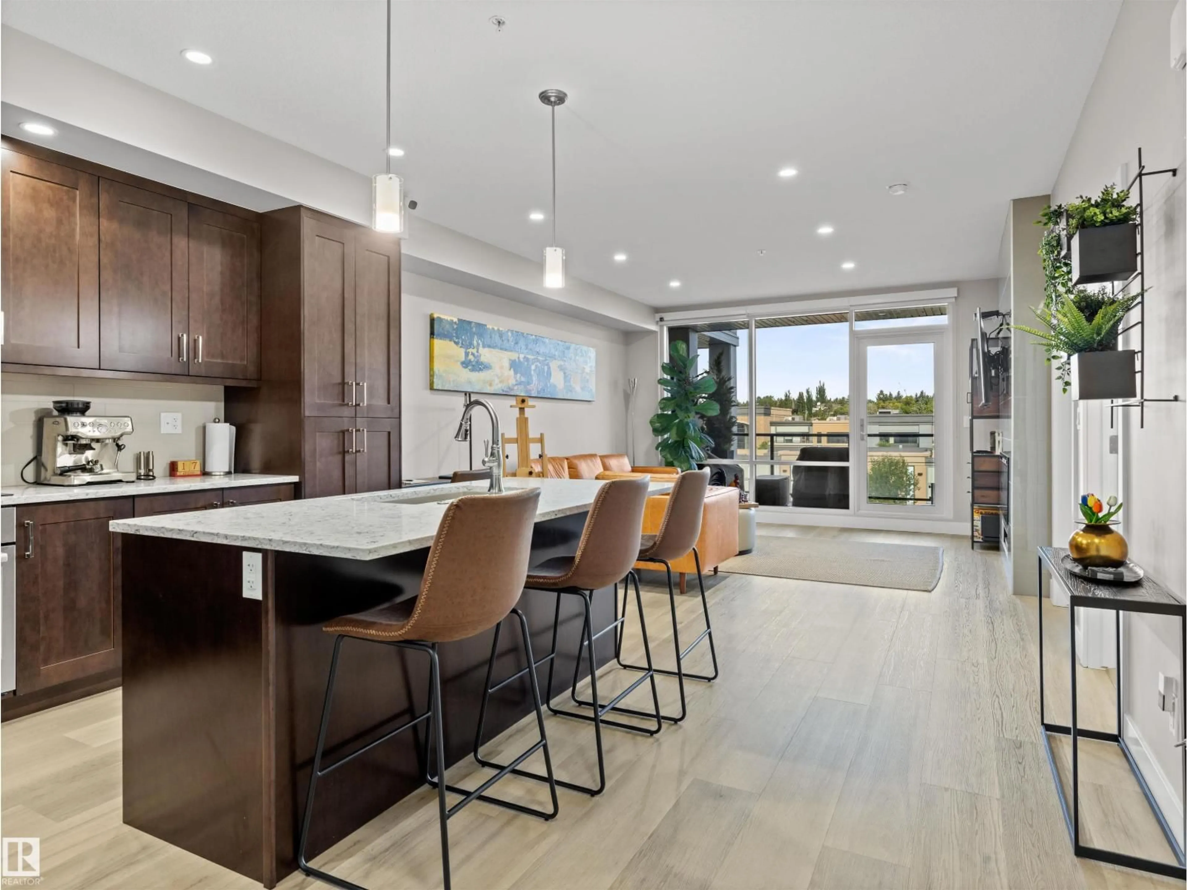 Open concept kitchen, ceramic/tile floor for 200 - 628 BELLEROSE DR, St. Albert Alberta T8N7P7