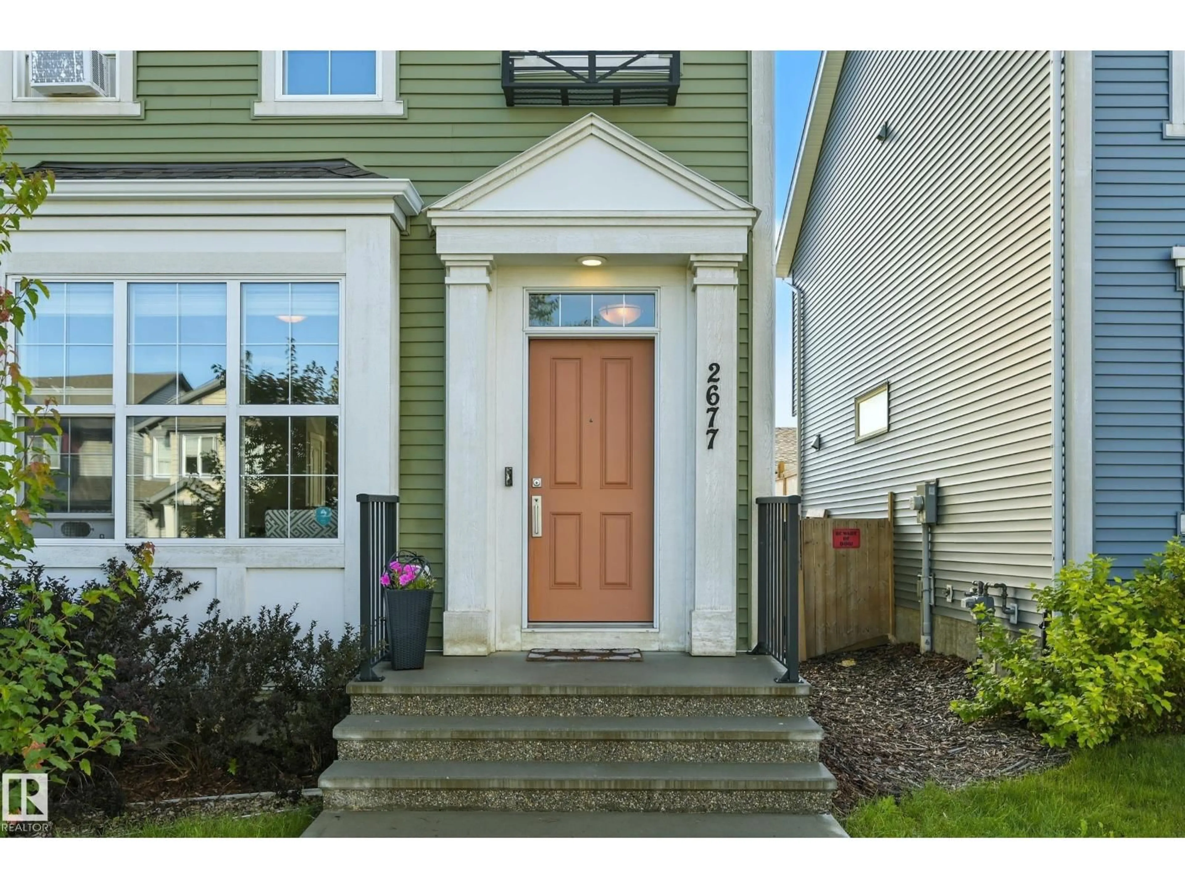 Indoor entryway for 2677 MAPLE WY, Edmonton Alberta T6T2C8