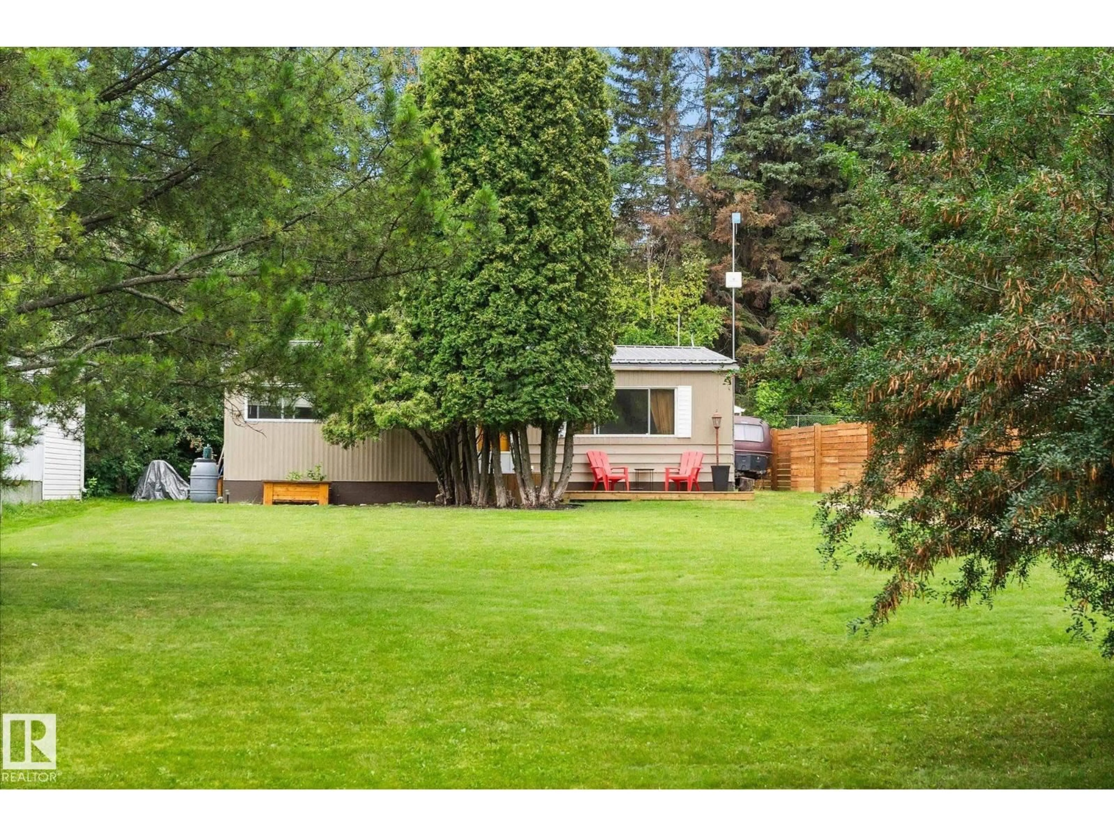 Unknown for 105 - 53129 RGE ROAD 14, Rural Parkland County Alberta T7Y2T3