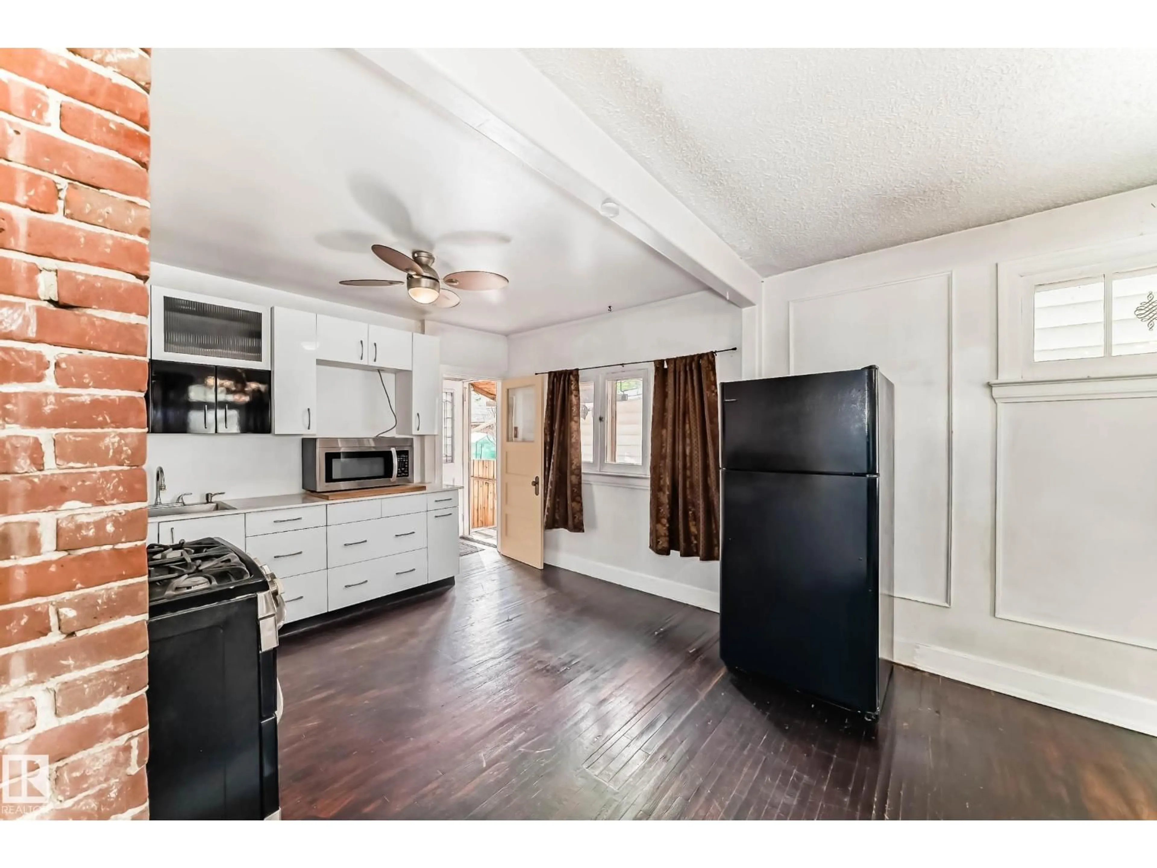 Open concept kitchen, unknown for 11619 96 ST, Edmonton Alberta T5G1T8