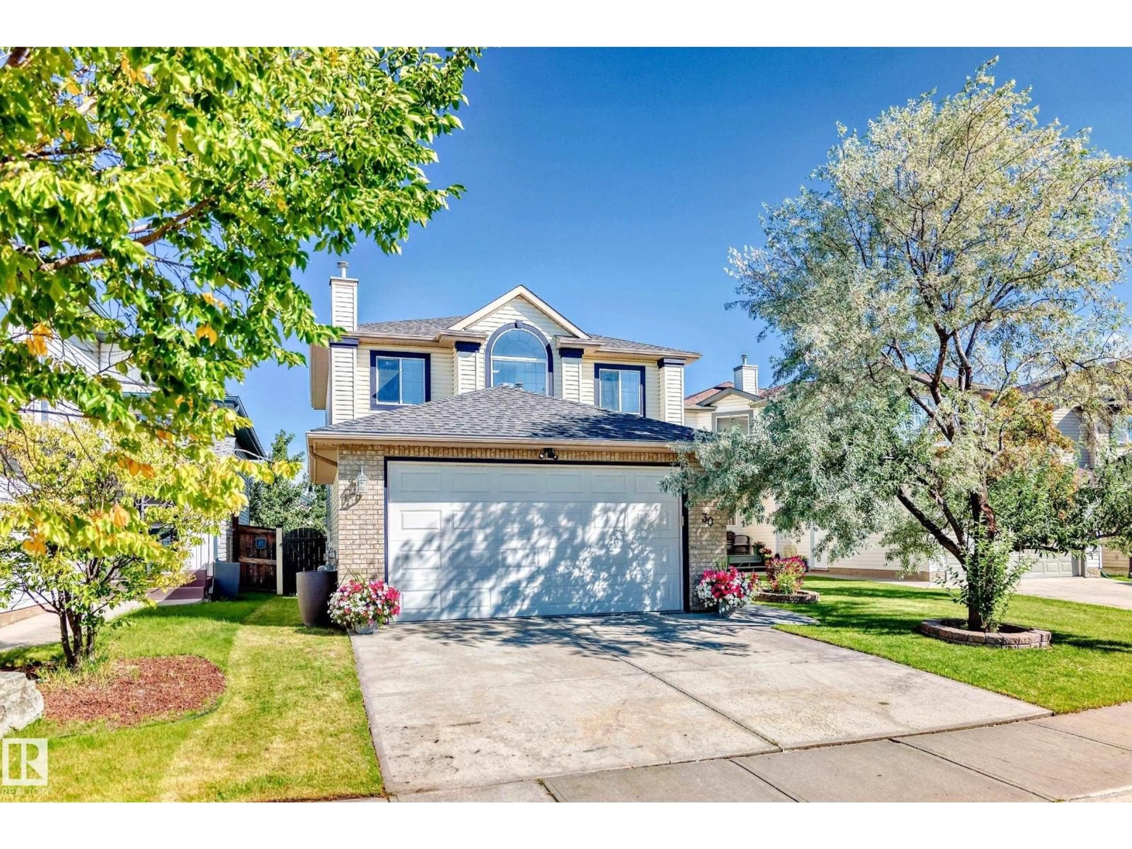 Home with vinyl exterior material, street for 30 DOUGLAS CR, Leduc Alberta T9E8P4