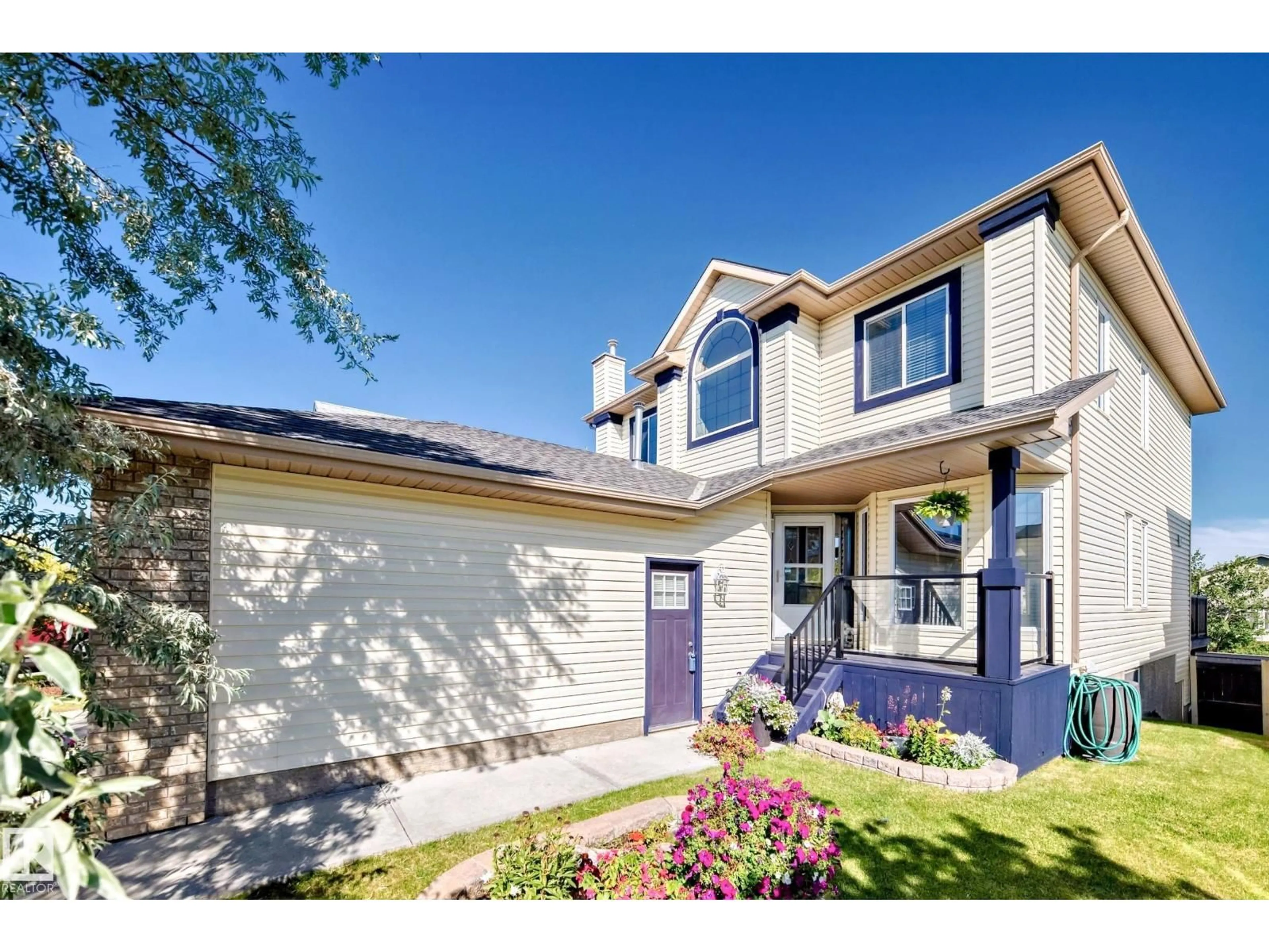 Home with vinyl exterior material, street for 30 DOUGLAS CR, Leduc Alberta T9E8P4
