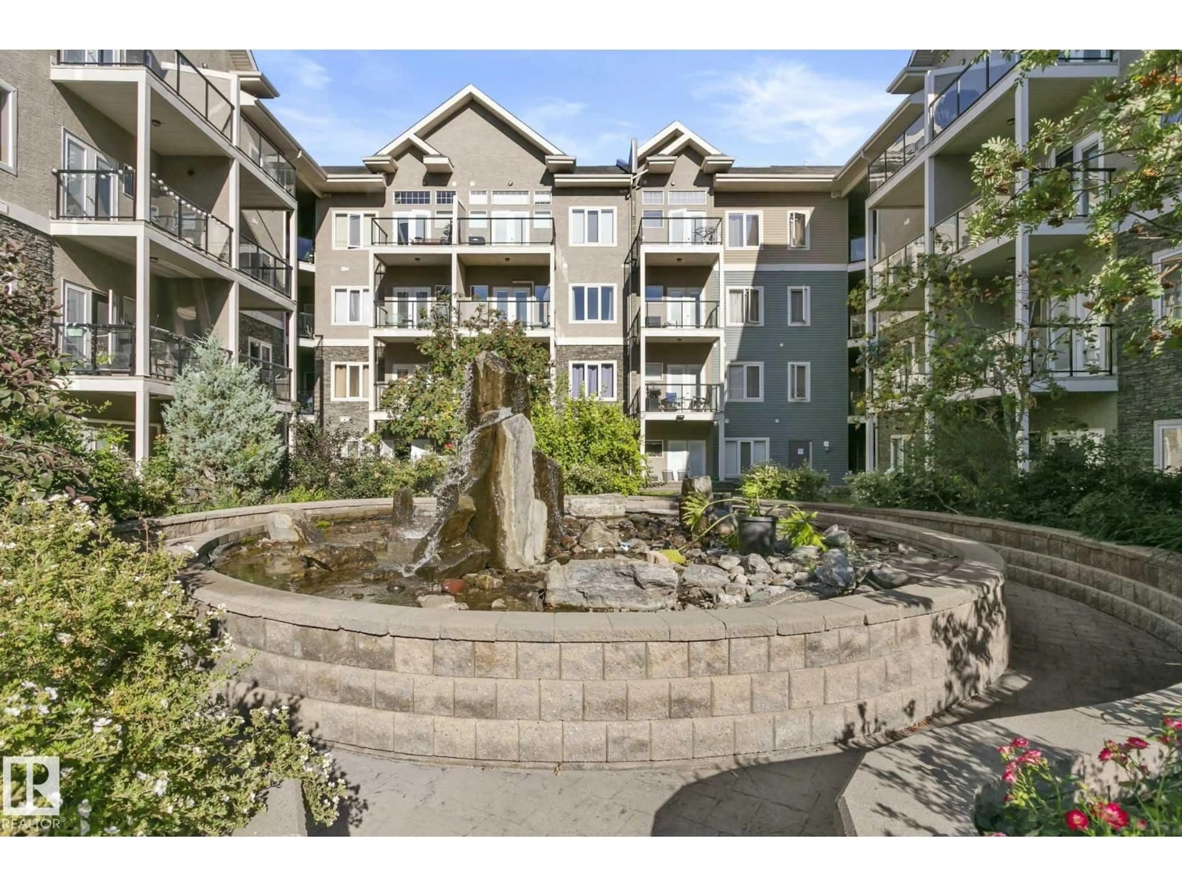 Patio, unknown for #334 - 10121 80 AV, Edmonton Alberta T6E0B9