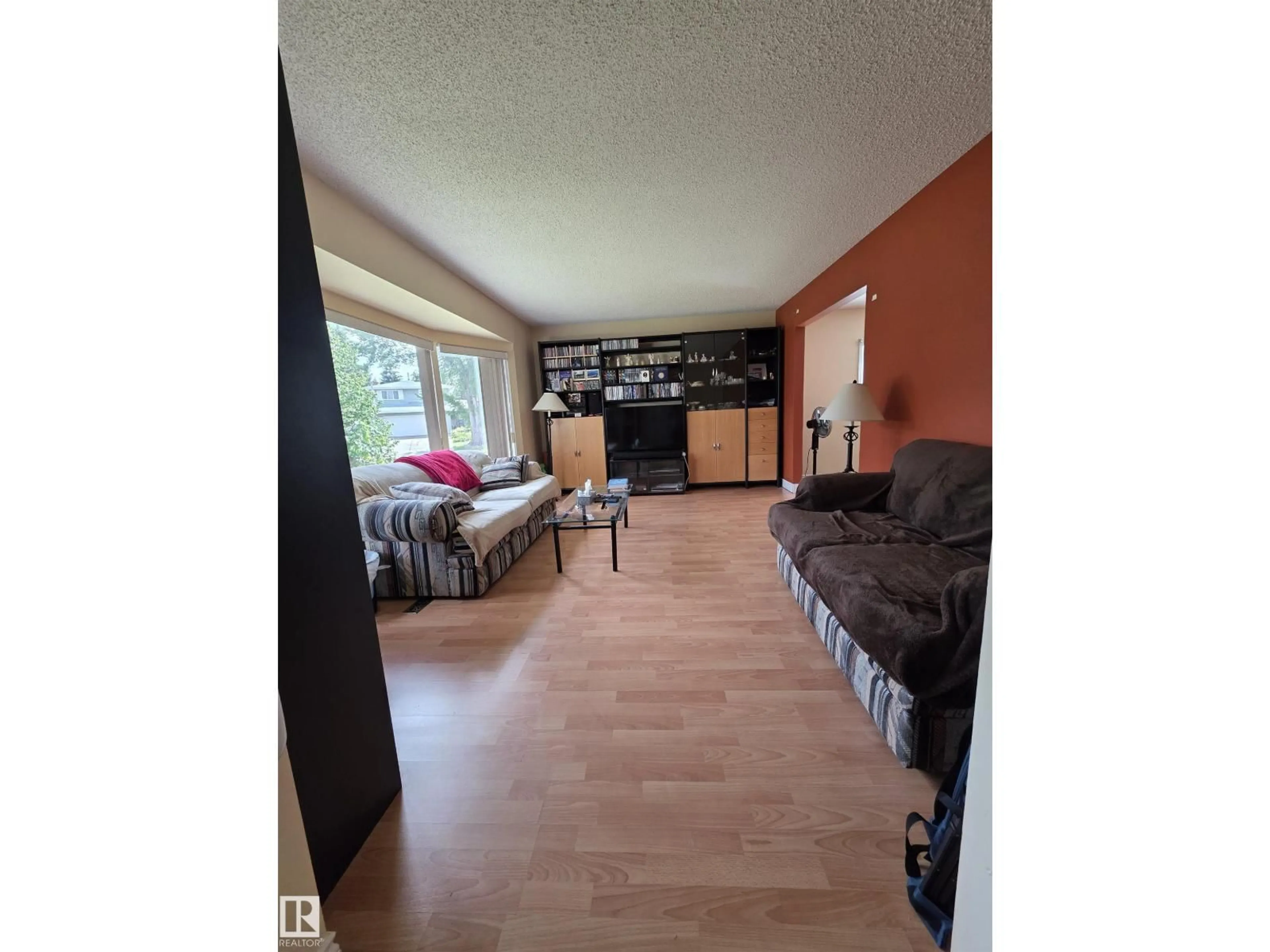 A pic of a room for NW - 8402 181A ST, Edmonton Alberta T5T0R9