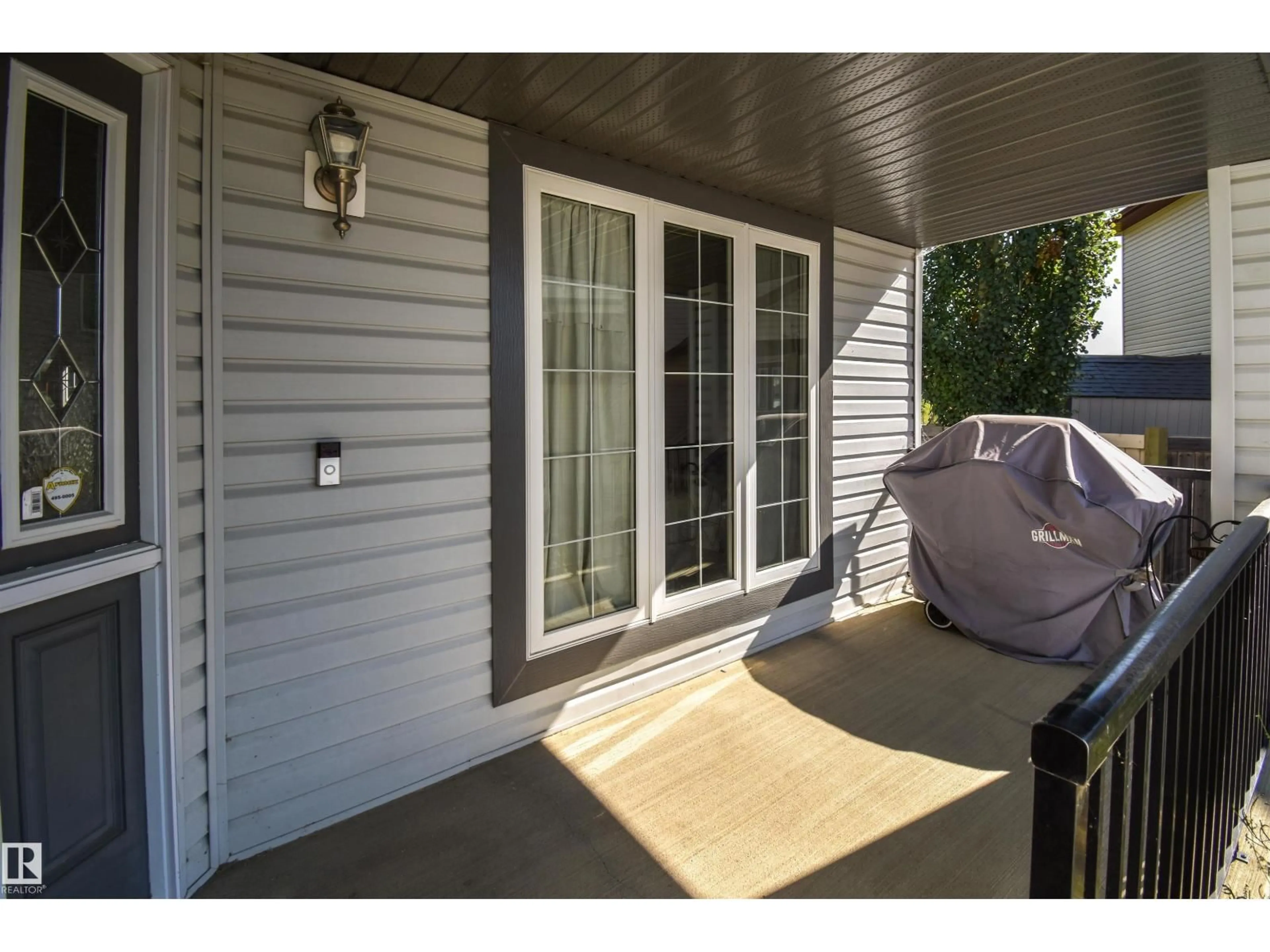 Patio, unknown for 41 LANDON CR, Spruce Grove Alberta T7X0E4