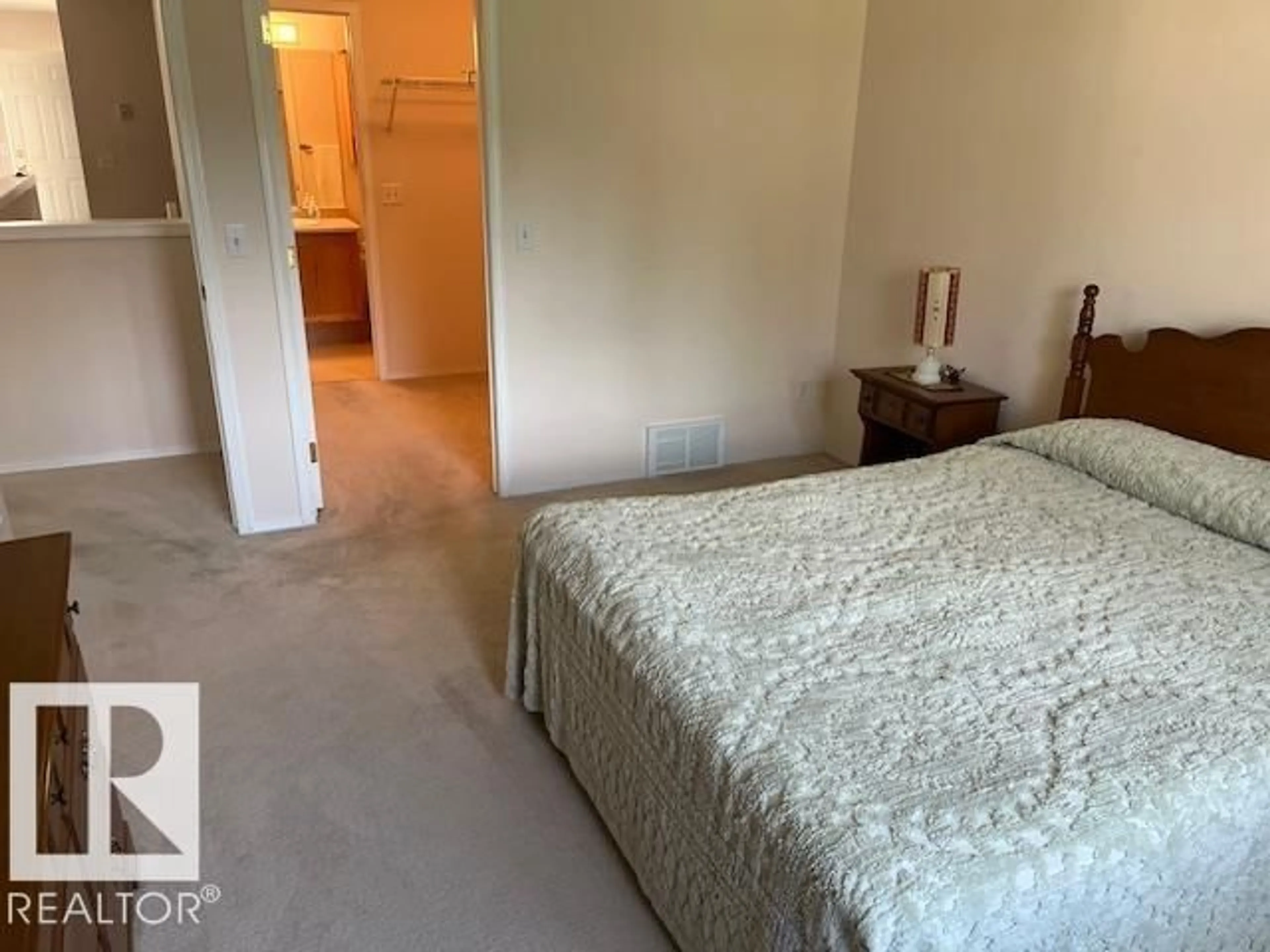 A pic of a room for 20 - 14428 MILLER BV, Edmonton Alberta T5Y2Y6