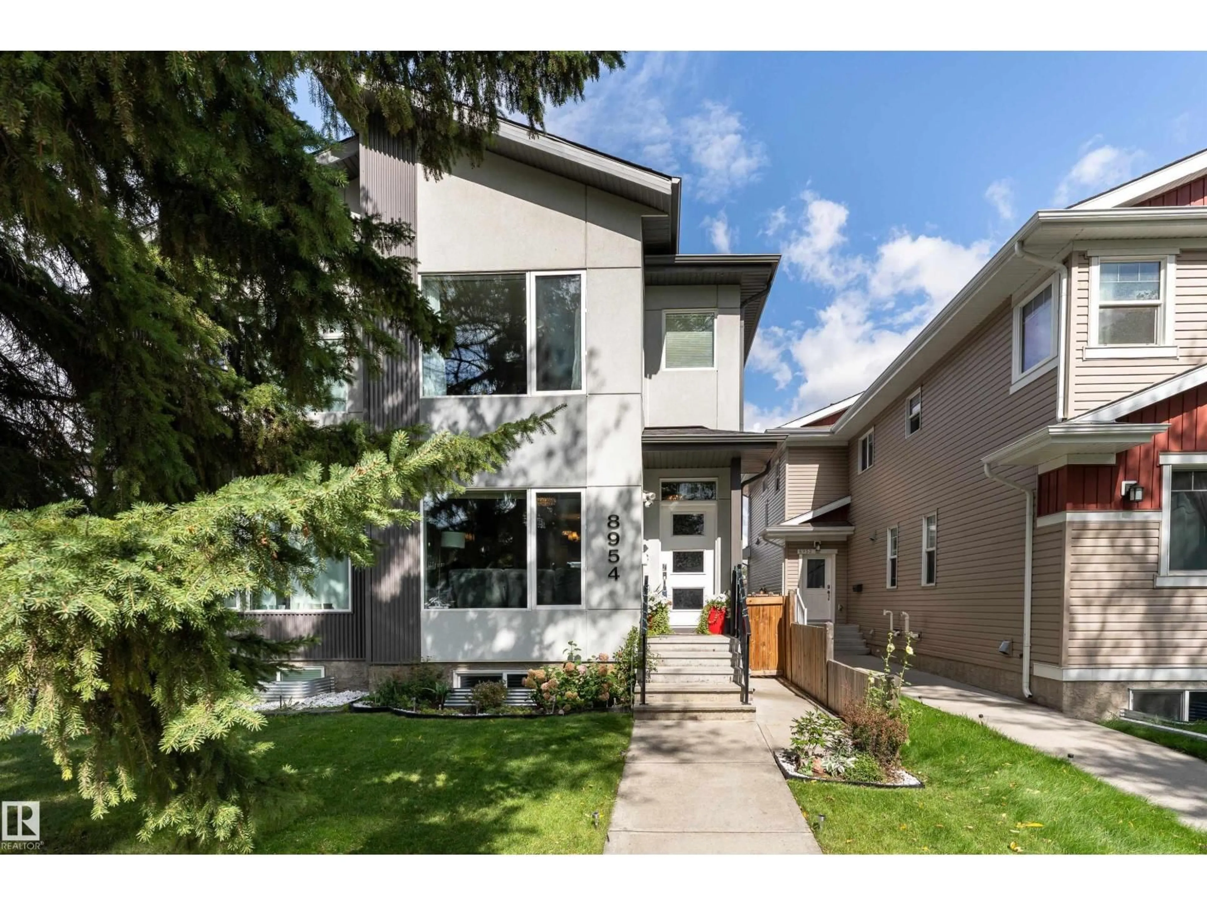 Unknown for NW - 8954 81 AV, Edmonton Alberta T6C0W8