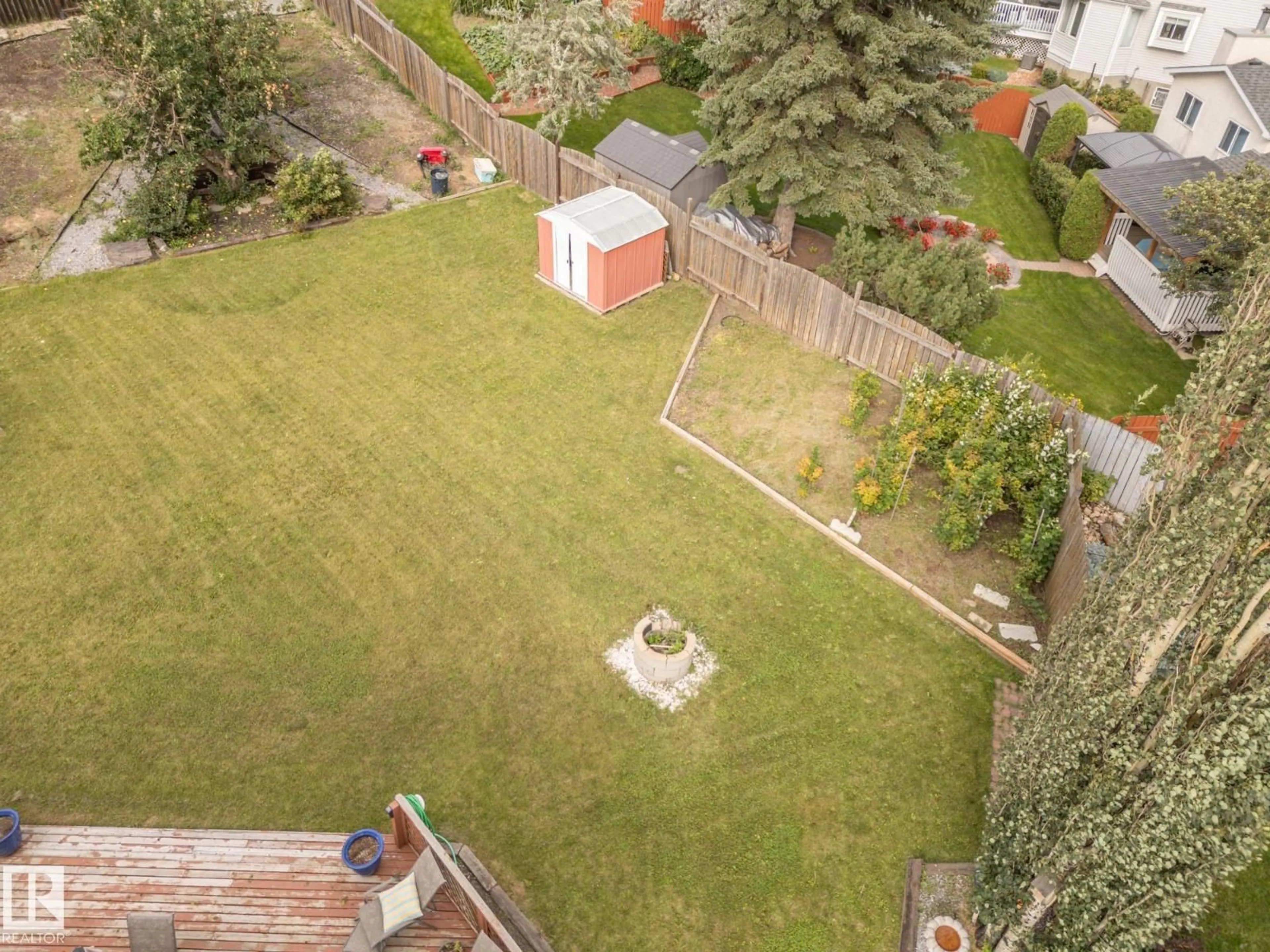 A pic from outside/outdoor area/front of a property/back of a property/a pic from drone, street for NW - 7731 188 ST, Edmonton Alberta T5T5J4