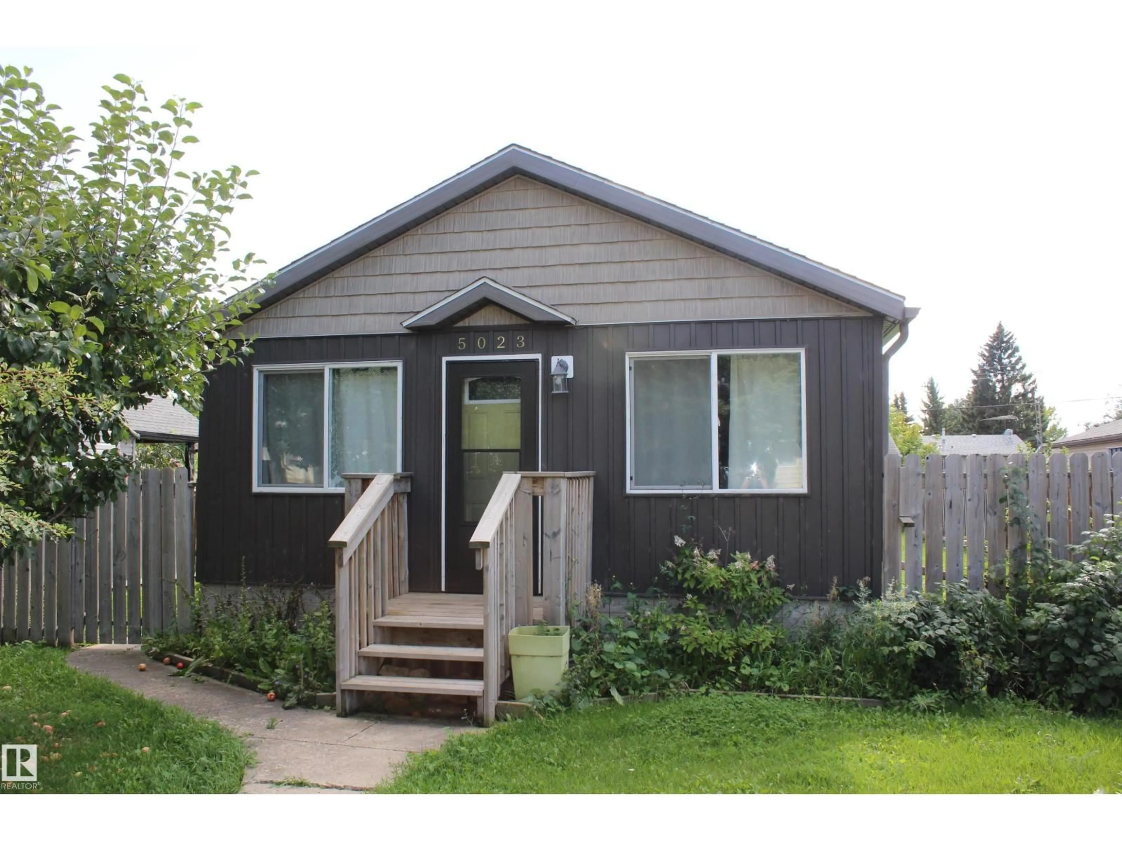 Unknown for 5023 53 AV, Mundare Alberta T0B3H0