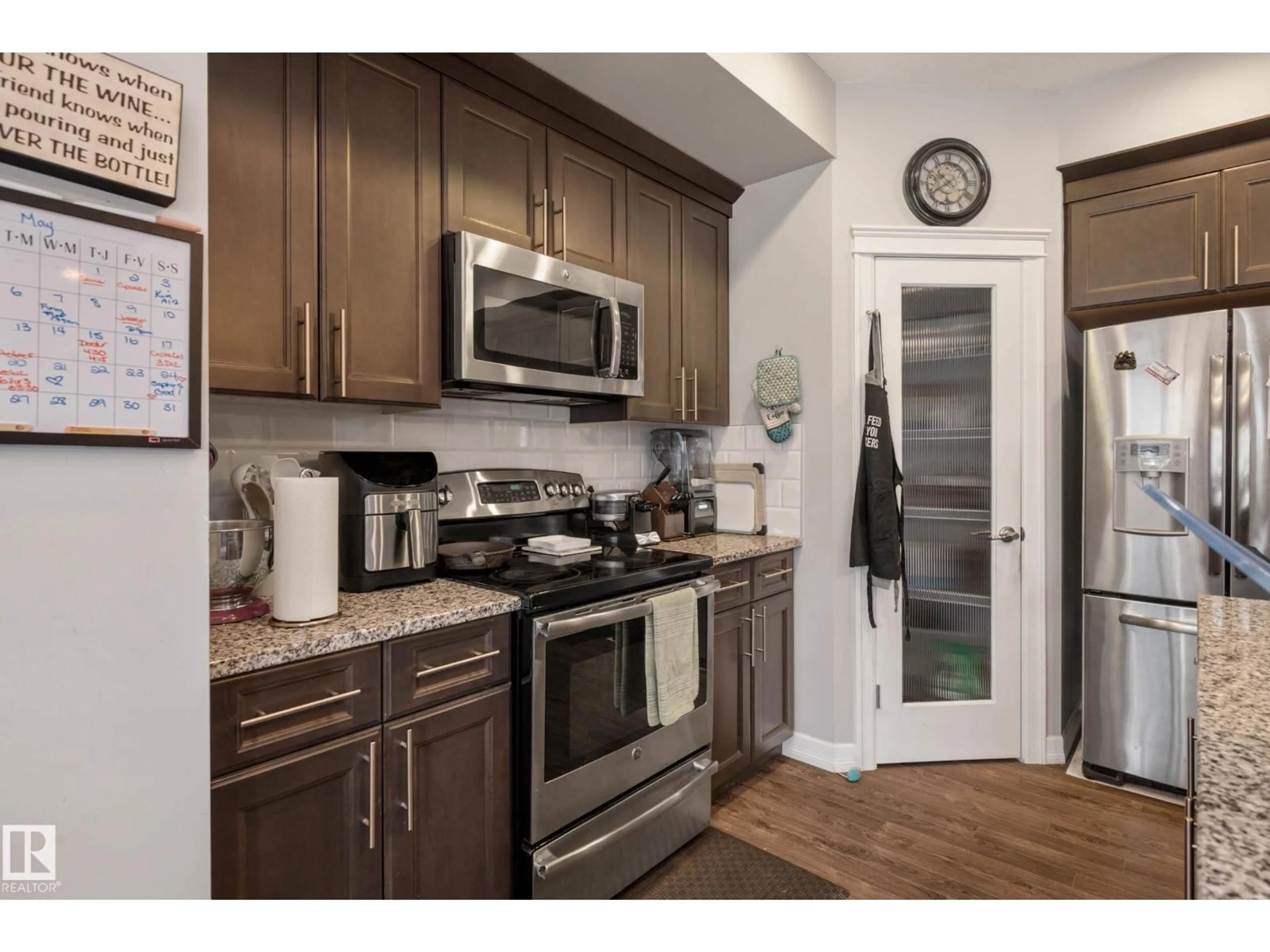 Standard kitchen, unknown for 424 SIMPKINS LI, Leduc Alberta T9E1B3