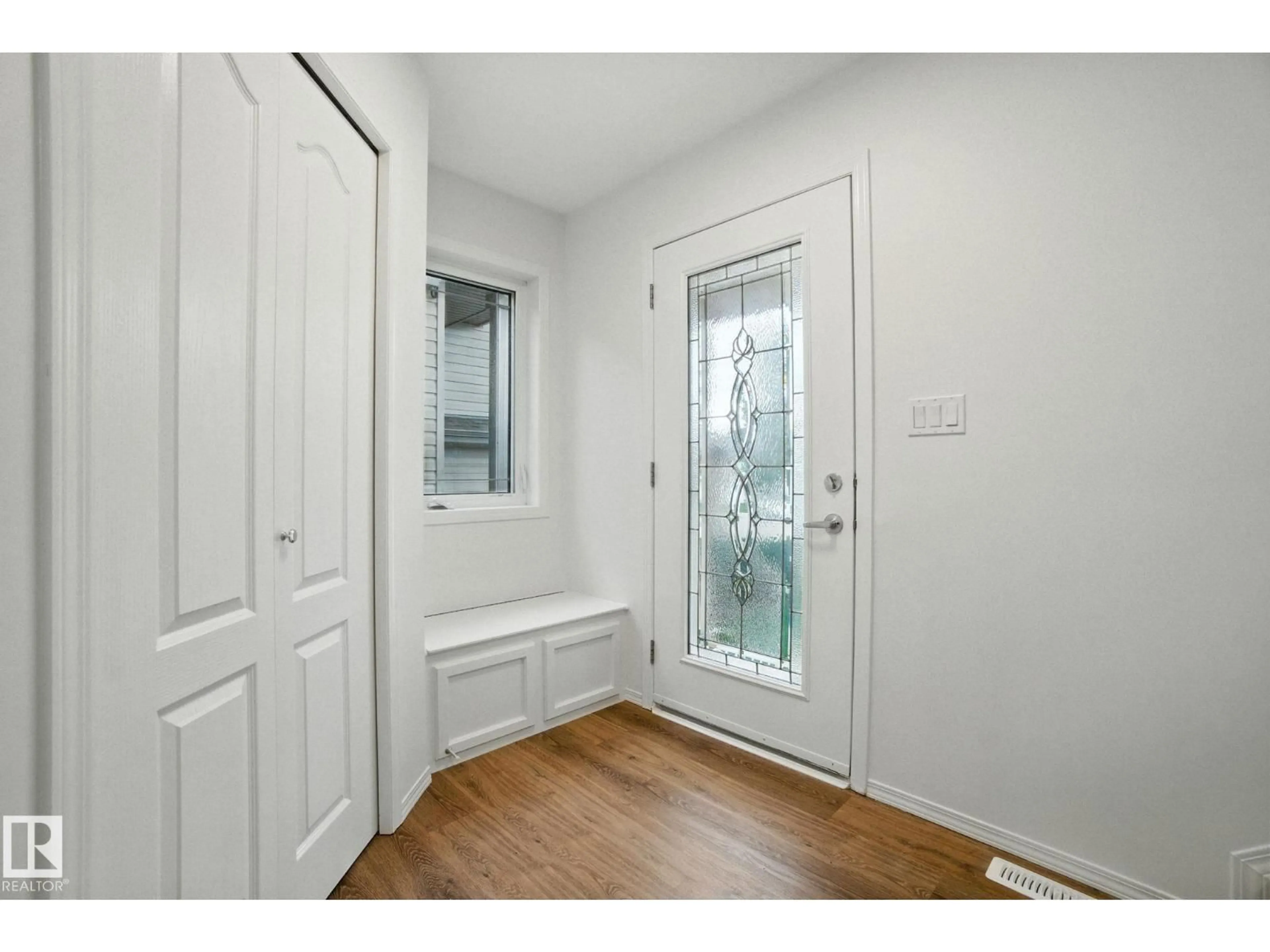 Indoor entryway for 16765 112A ST, Edmonton Alberta T5X6J6