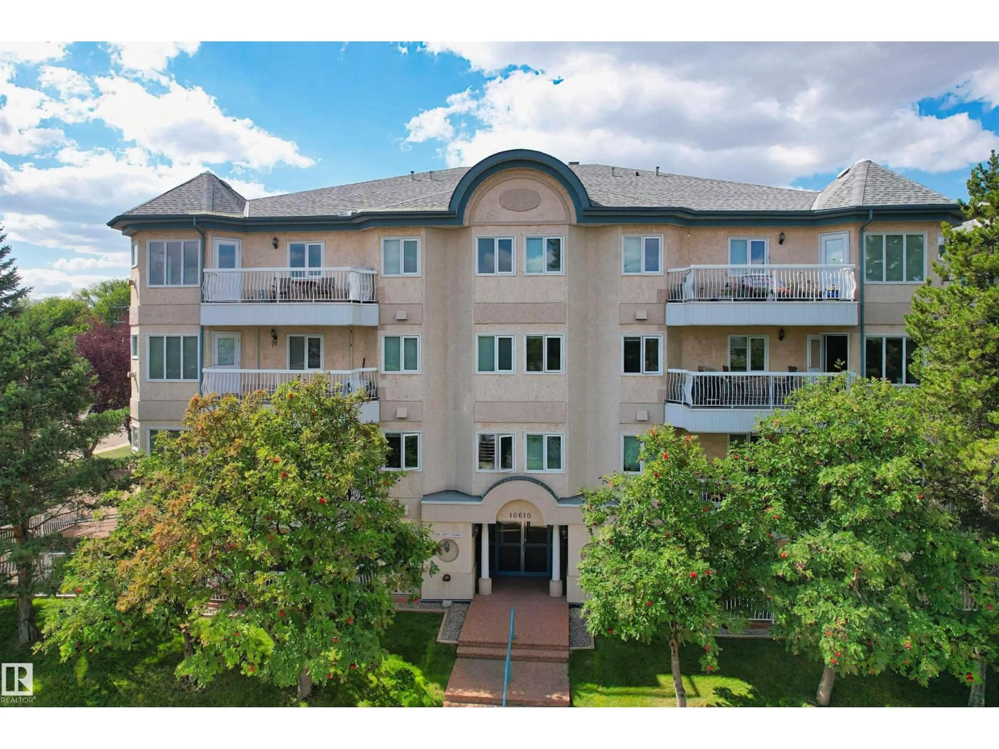 A pic from outside/outdoor area/front of a property/back of a property/a pic from drone, unknown for #306 - 10610 76 ST, Edmonton Alberta T6A3Y9
