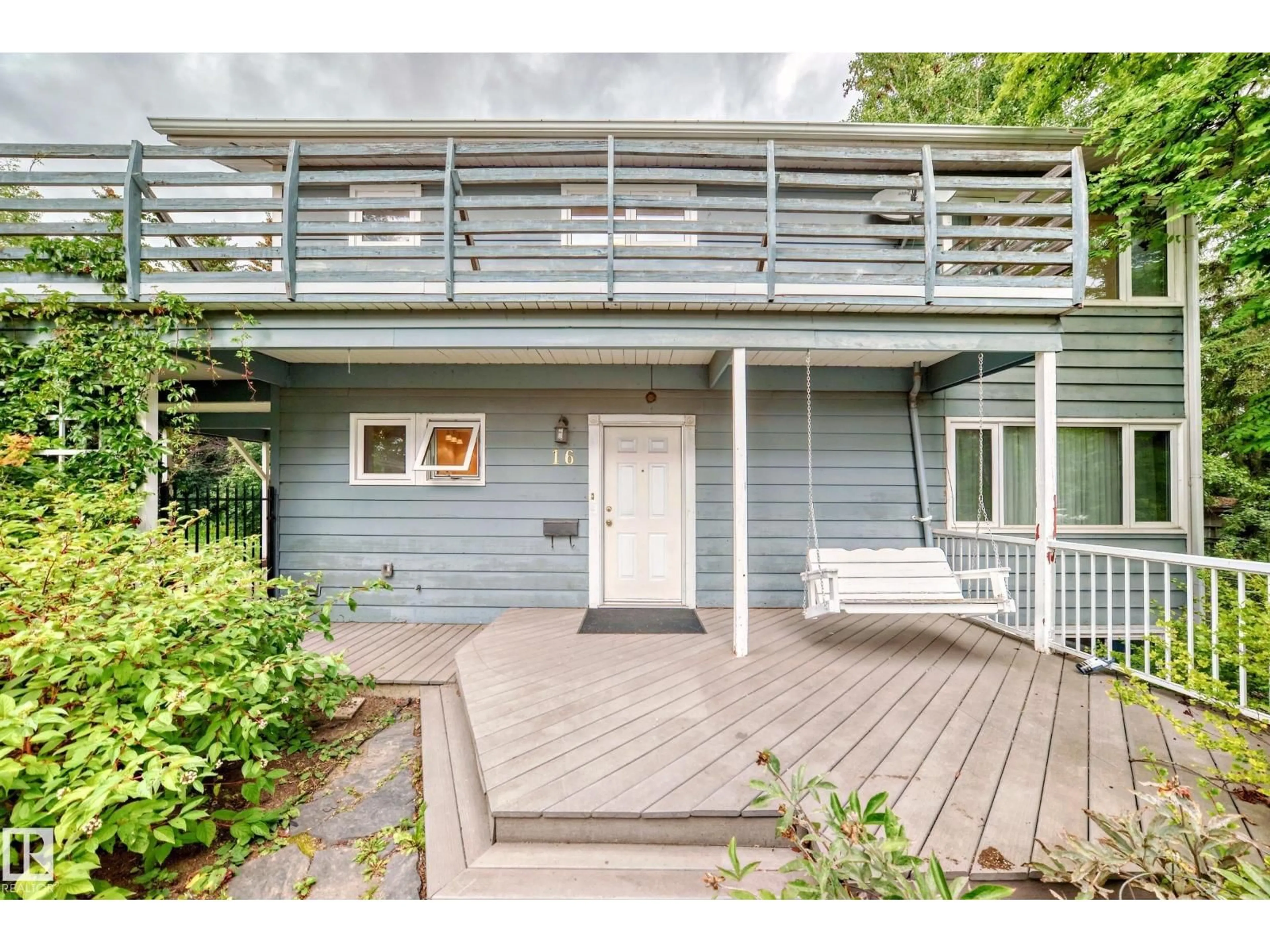 Patio, street for 16 SCARBORO PL, St. Albert Alberta T8N0H8