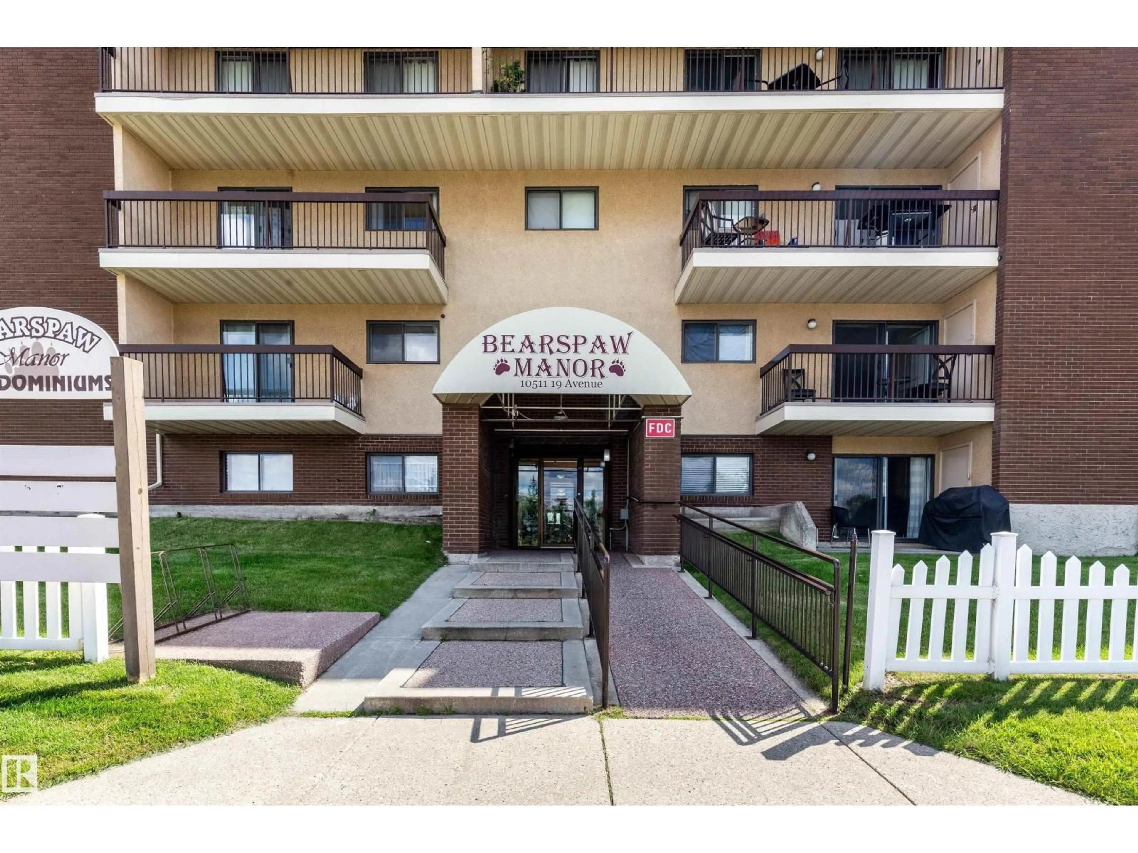 Unknown for #301 - 10511 19 AV, Edmonton Alberta T6J5S8
