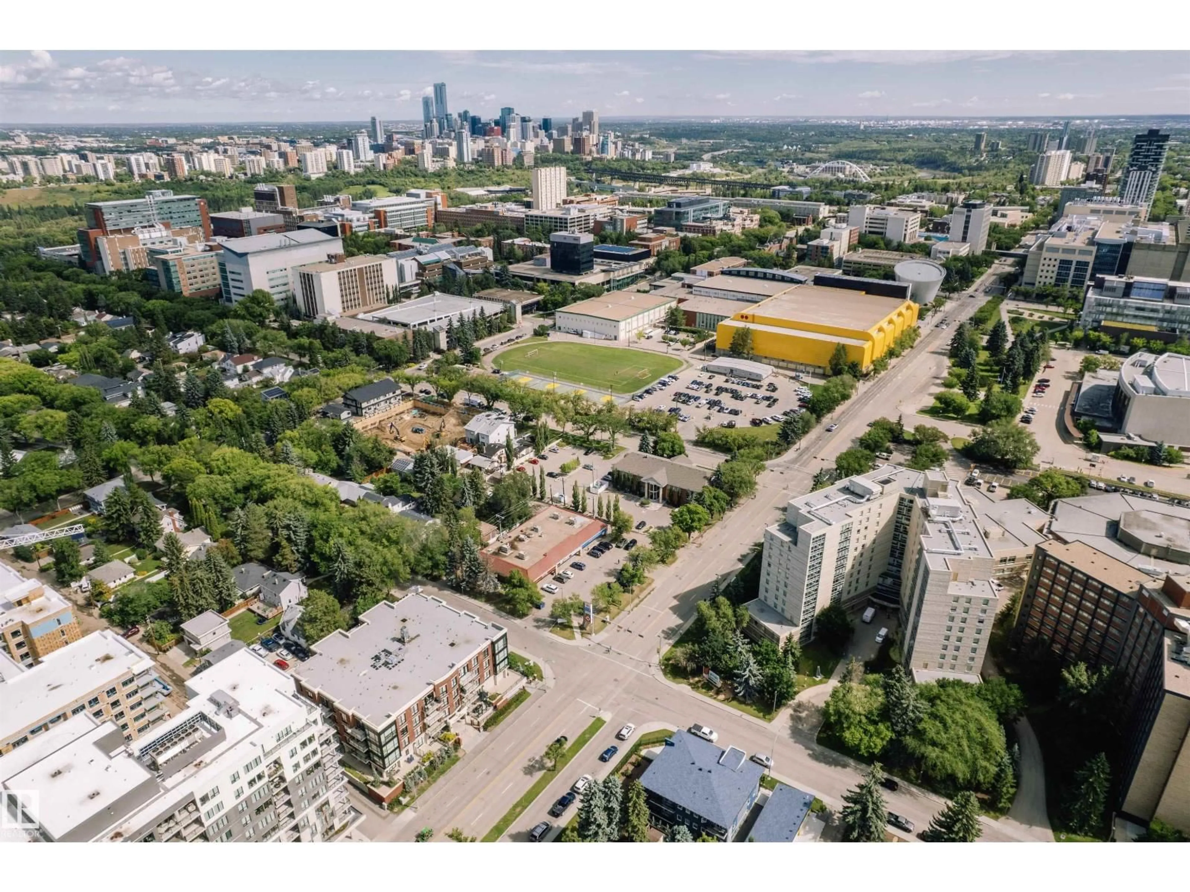 A pic from outside/outdoor area/front of a property/back of a property/a pic from drone, city buildings view from balcony for 205 11710 87 AV, Edmonton Alberta T6G0Y3