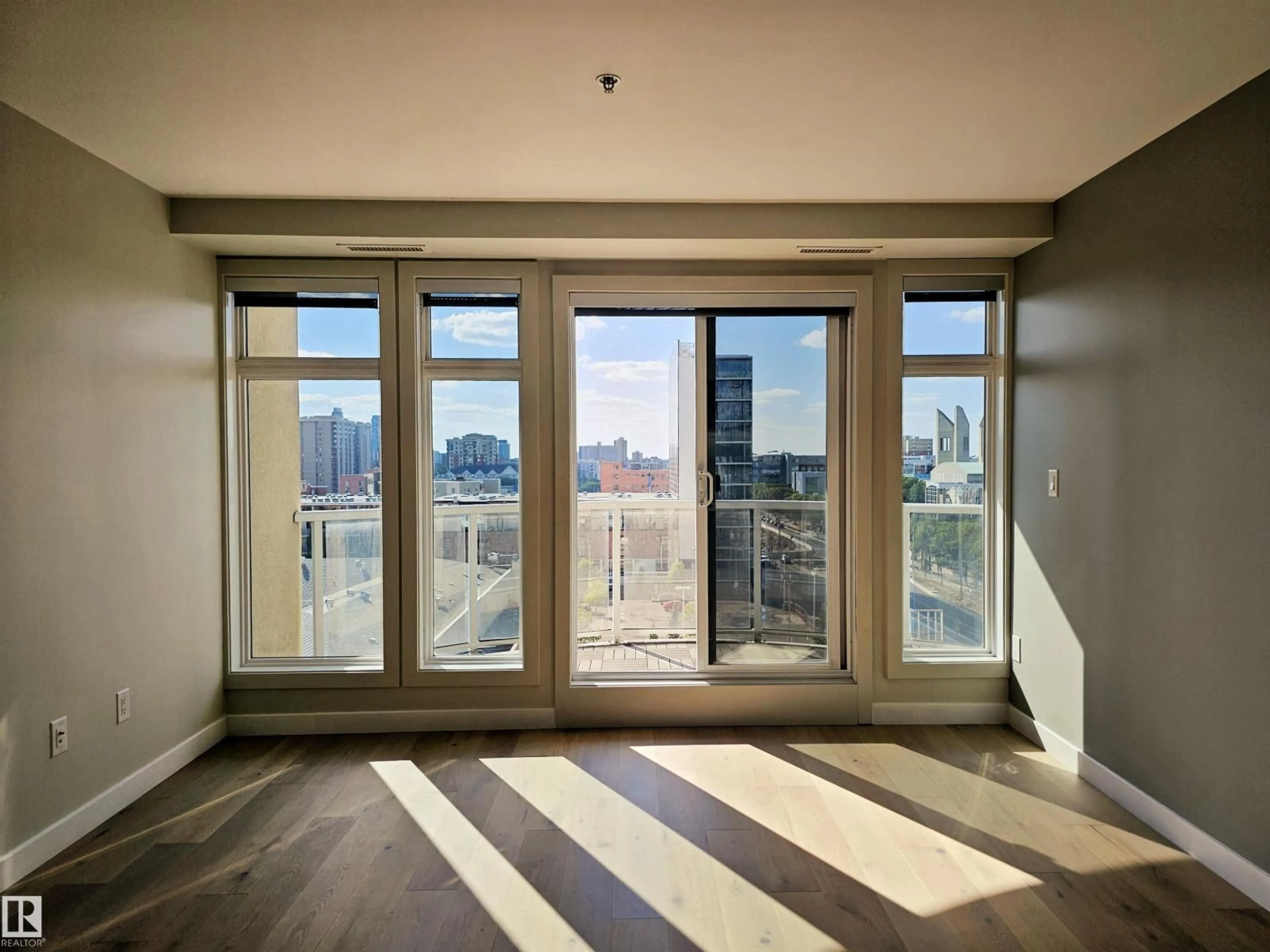 A pic of a room for 701 - 10388 105 ST NW, Edmonton Alberta T5J0C2