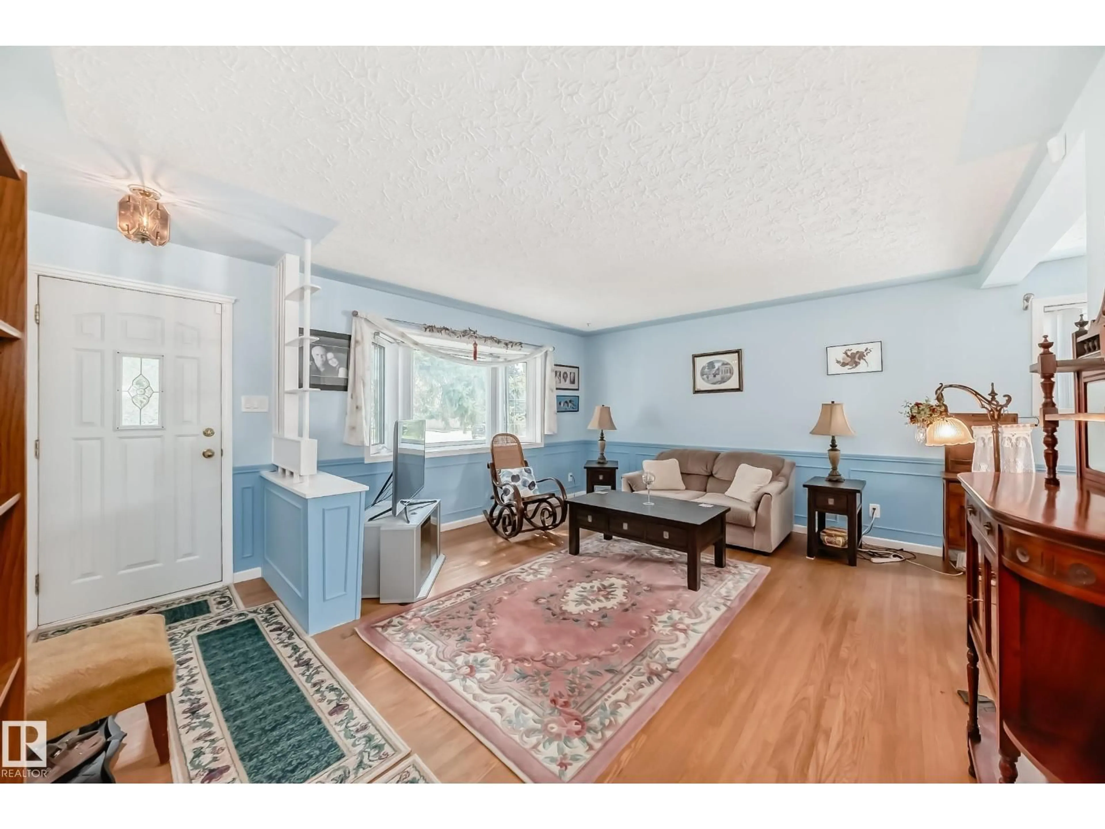 Indoor entryway for NW - 8602 158 ST, Edmonton Alberta T5R2C4