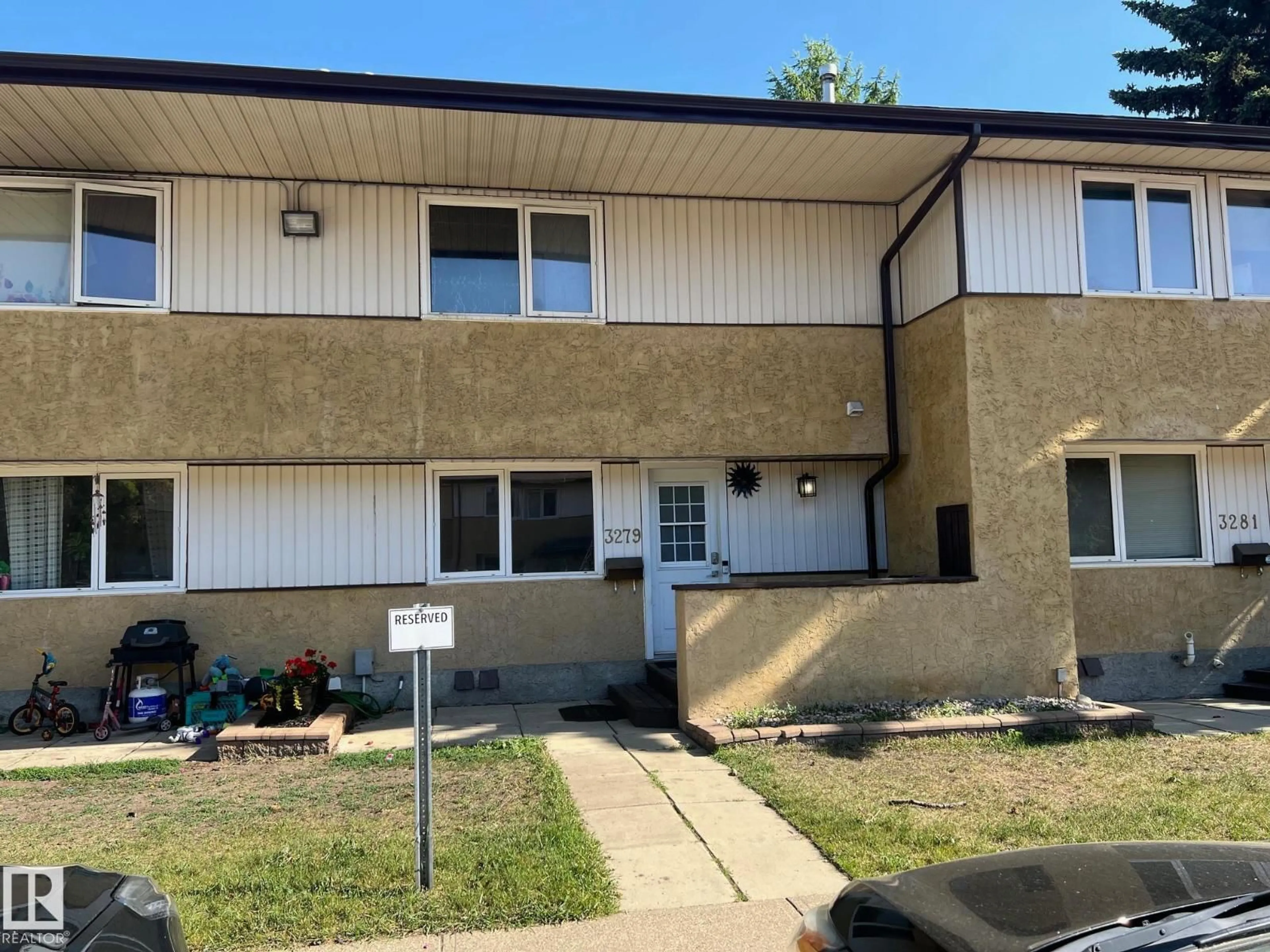 Unknown for 3279 139 AV, Edmonton Alberta T5Y1T2